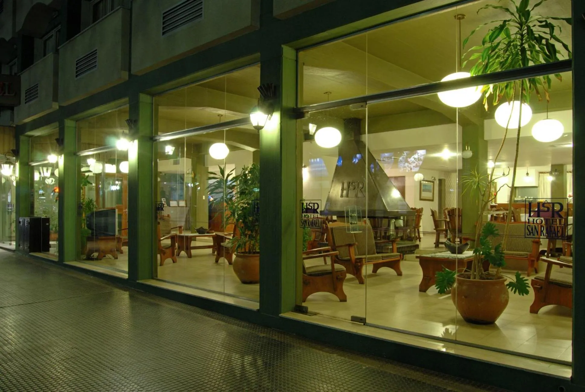 Facade/entrance in Hotel San Rafael