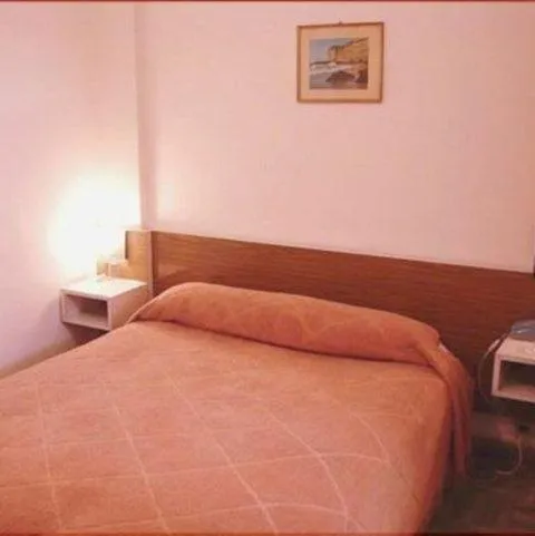 Double or Twin Room in Hotel Dali