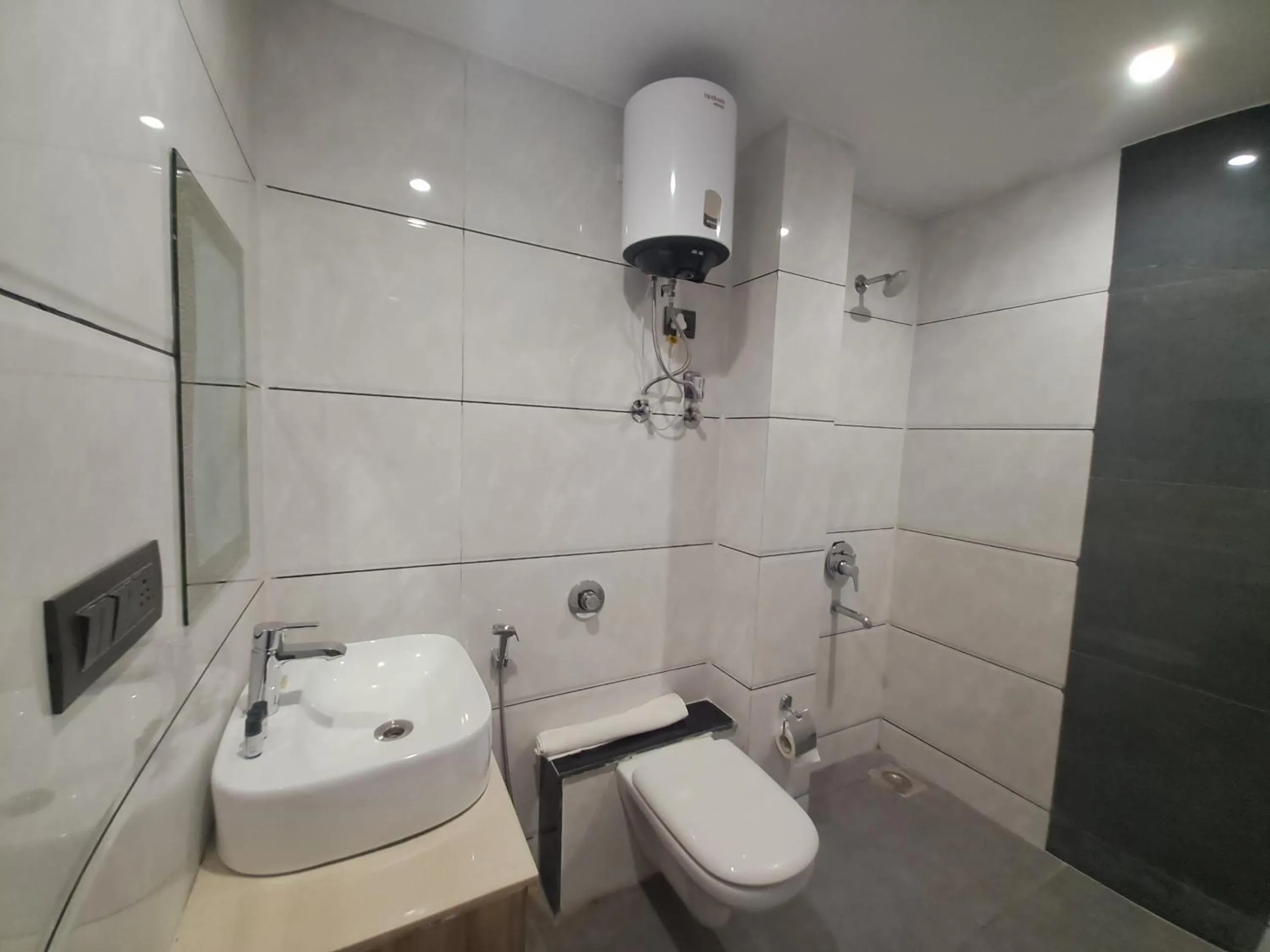 Shower in The Dwelling Inn