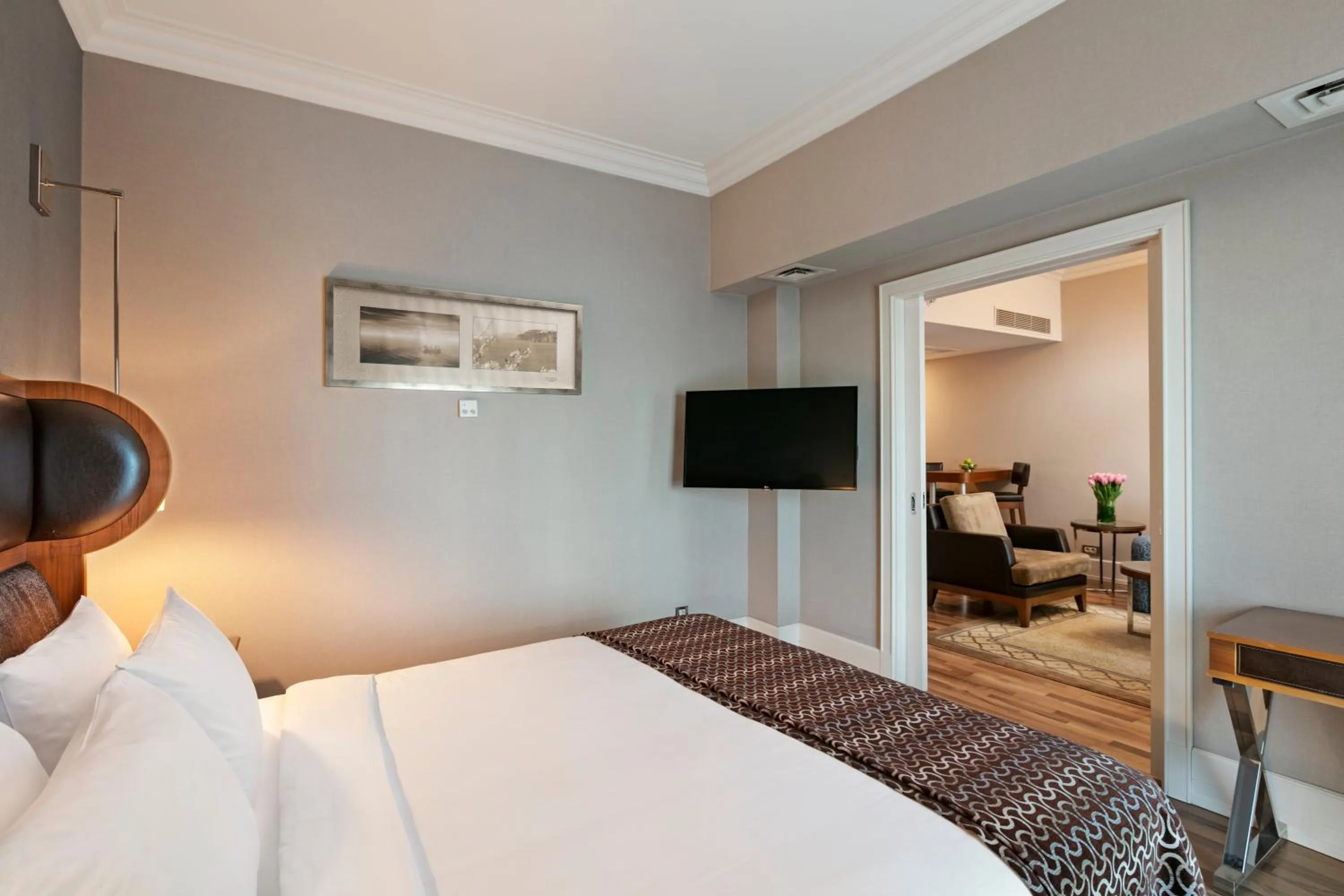 Bedroom, Bed in Titanic Business Kartal