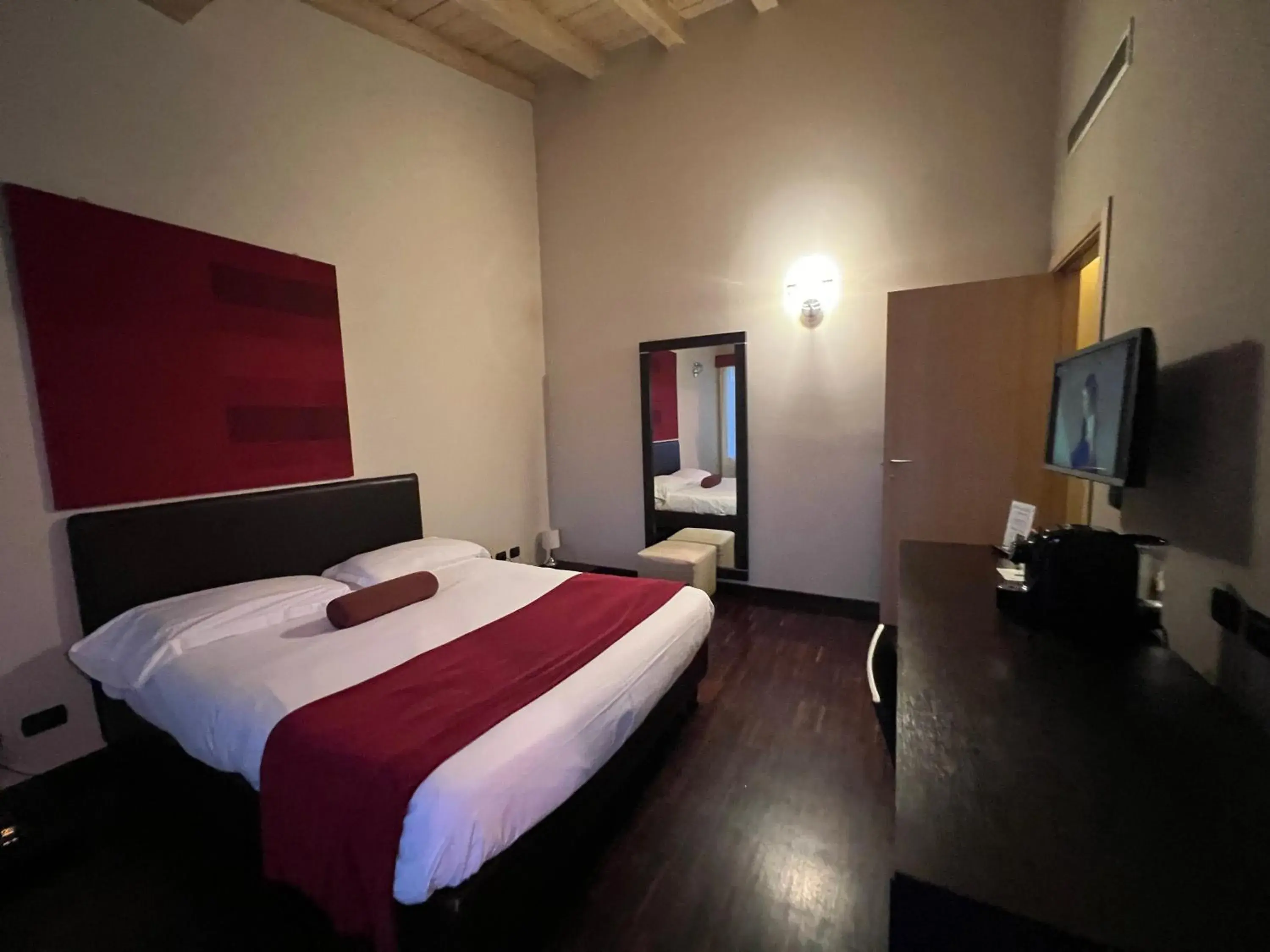 Double Room - single occupancy in OneMhotel Double Room - single occupancy in OneMhotel