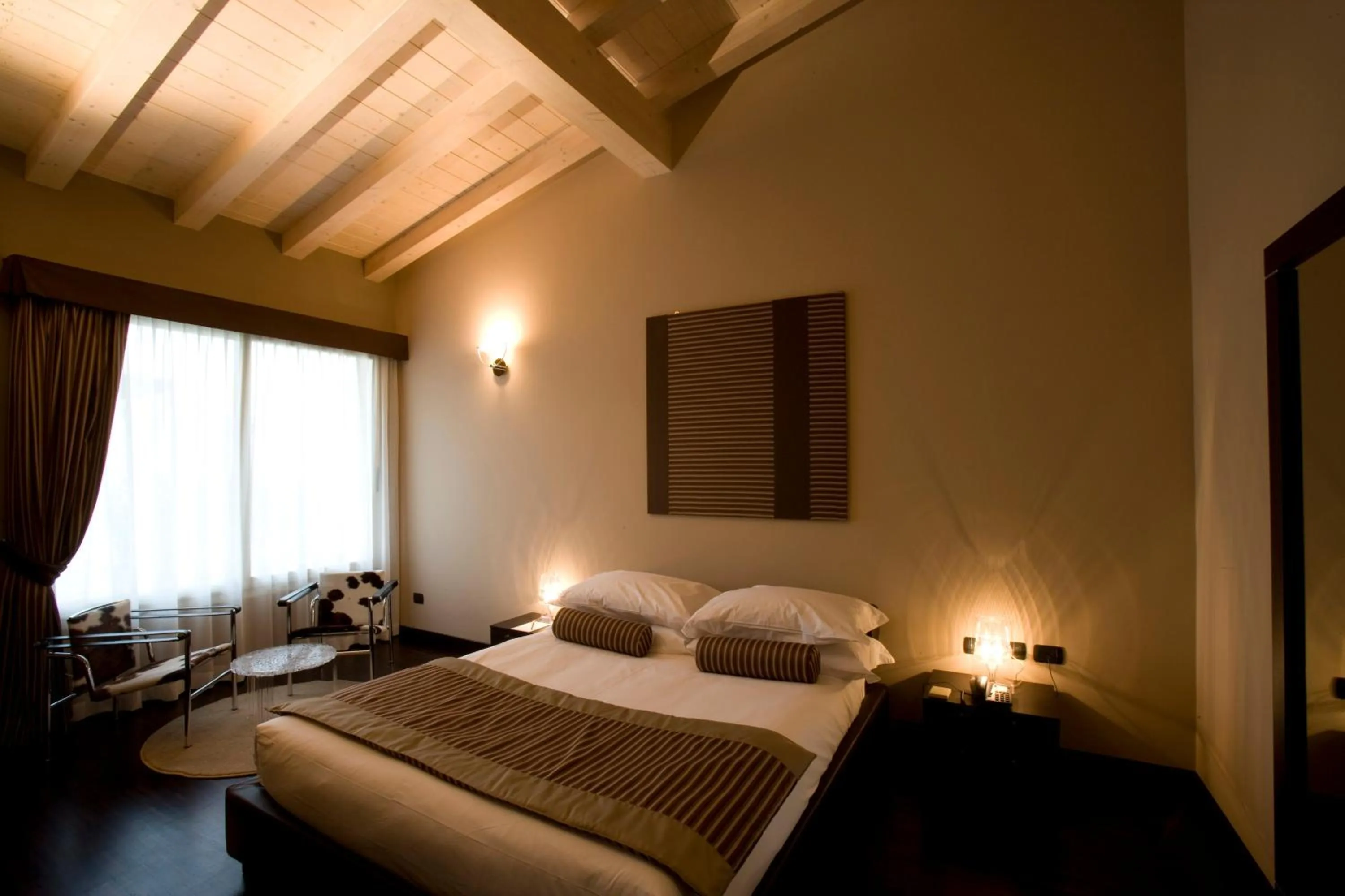 Bedroom, Bed in OneMhotel