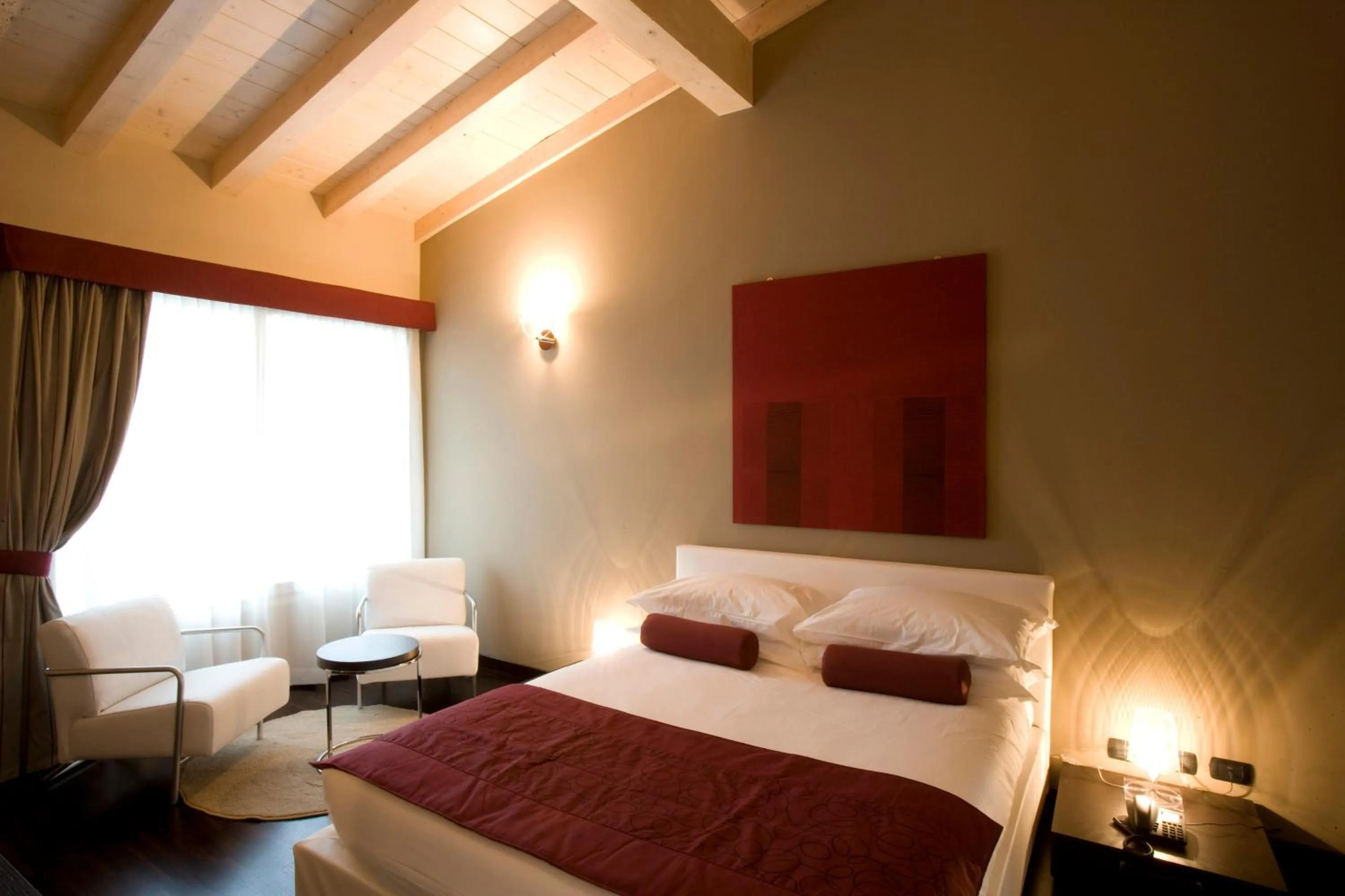 Bedroom, Bed in OneMhotel