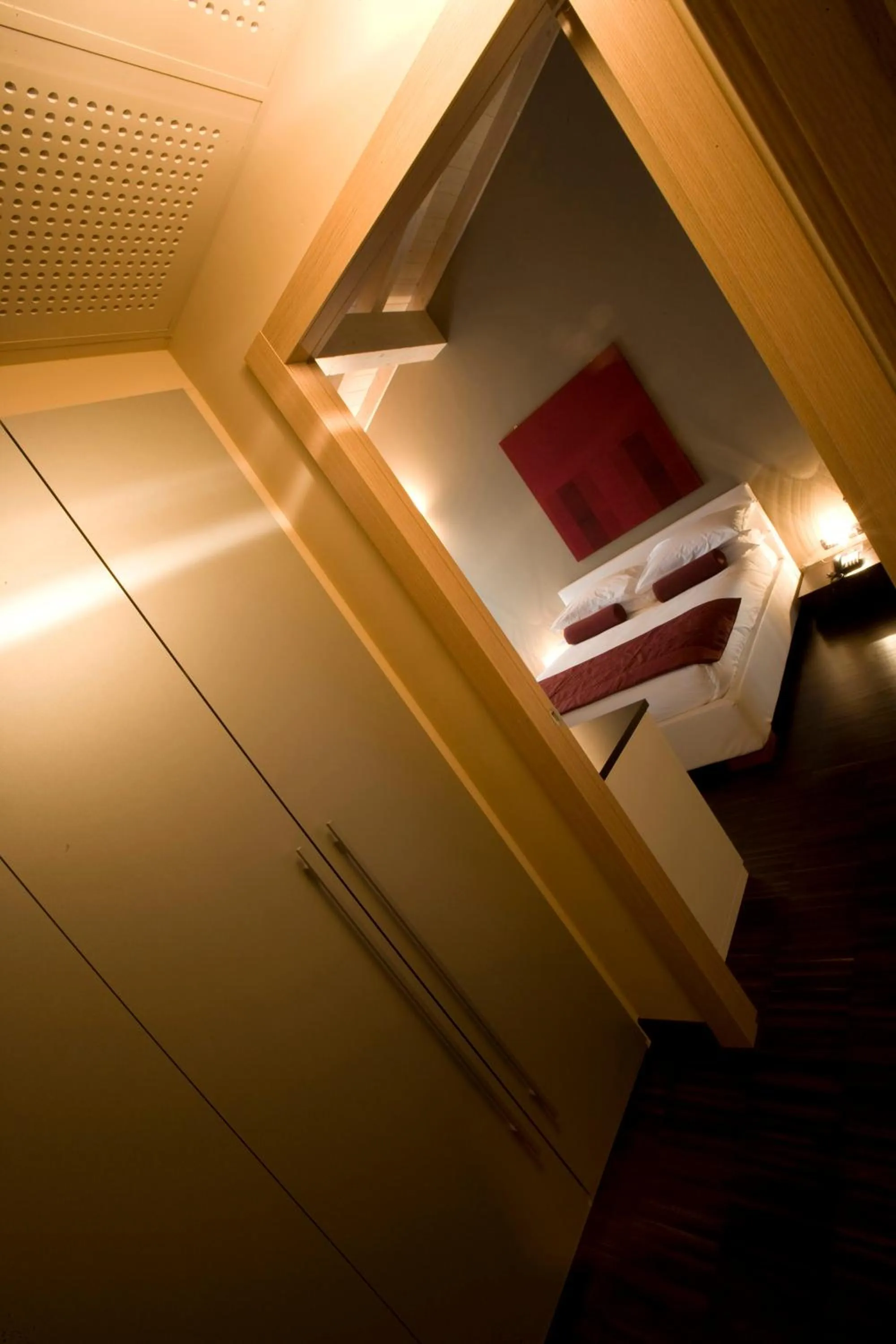 Photo of the whole room, Bed in OneMhotel