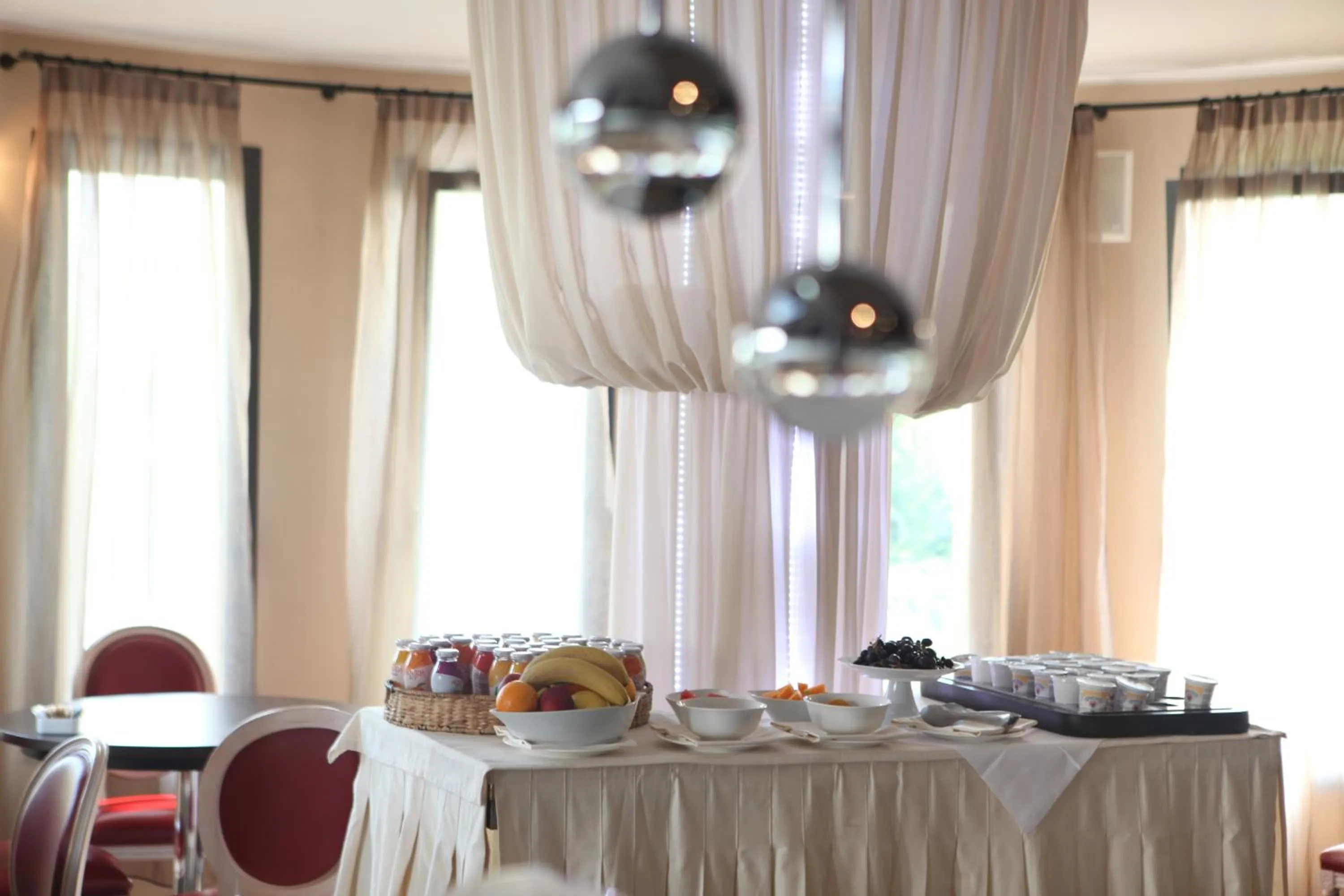 Lounge or bar in OneMhotel