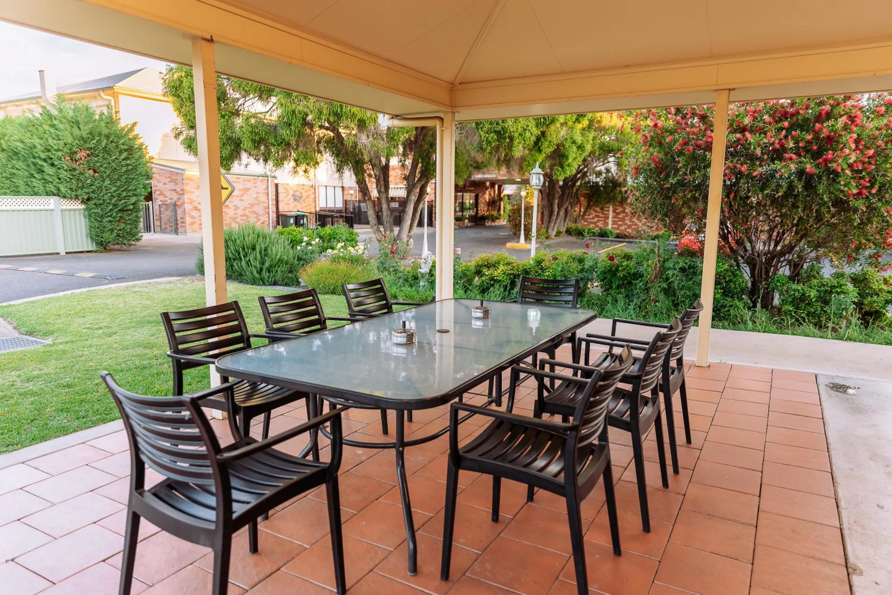 BBQ facilities in Scone Motor Inn & Apartments