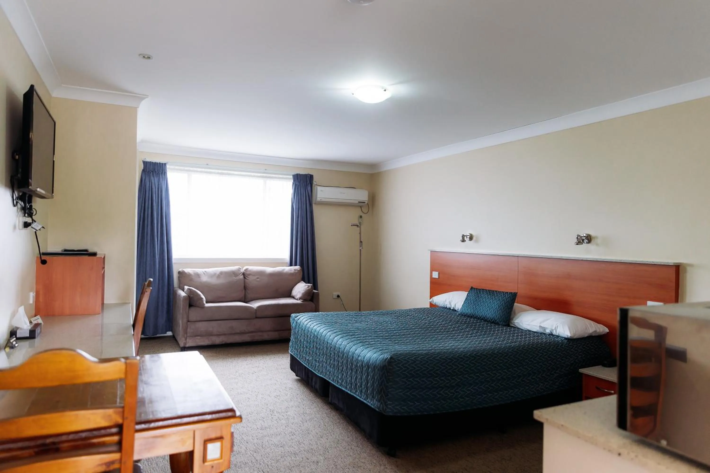 Bed in Scone Motor Inn & Apartments