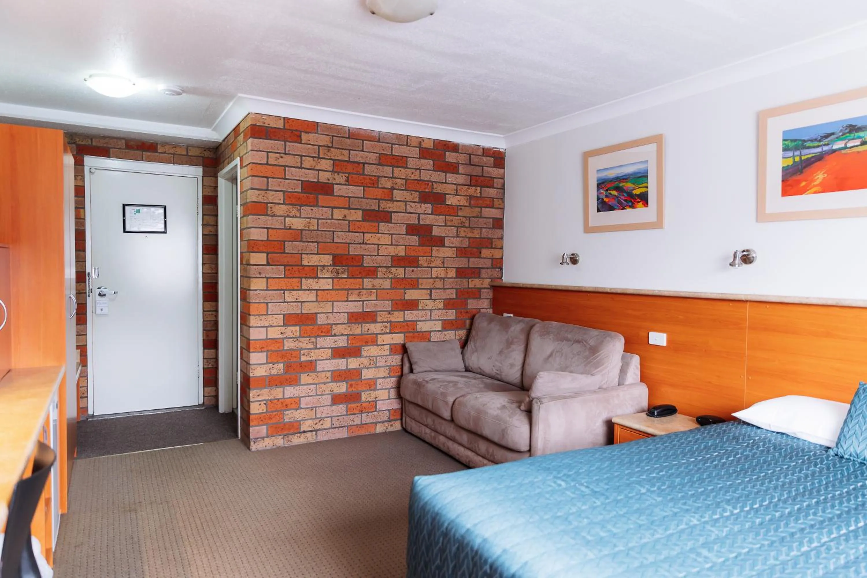 Bed in Scone Motor Inn & Apartments