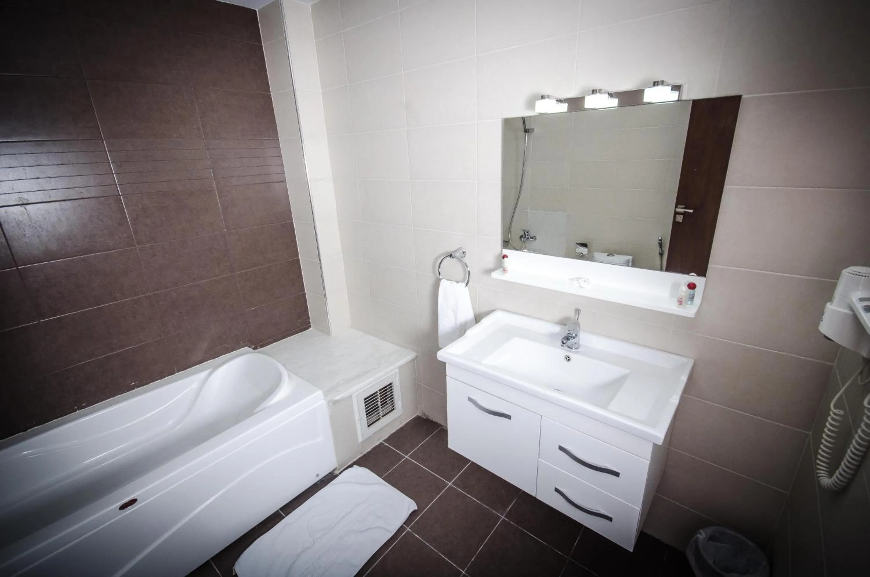 Bathroom in Hotel El Bey Constantine