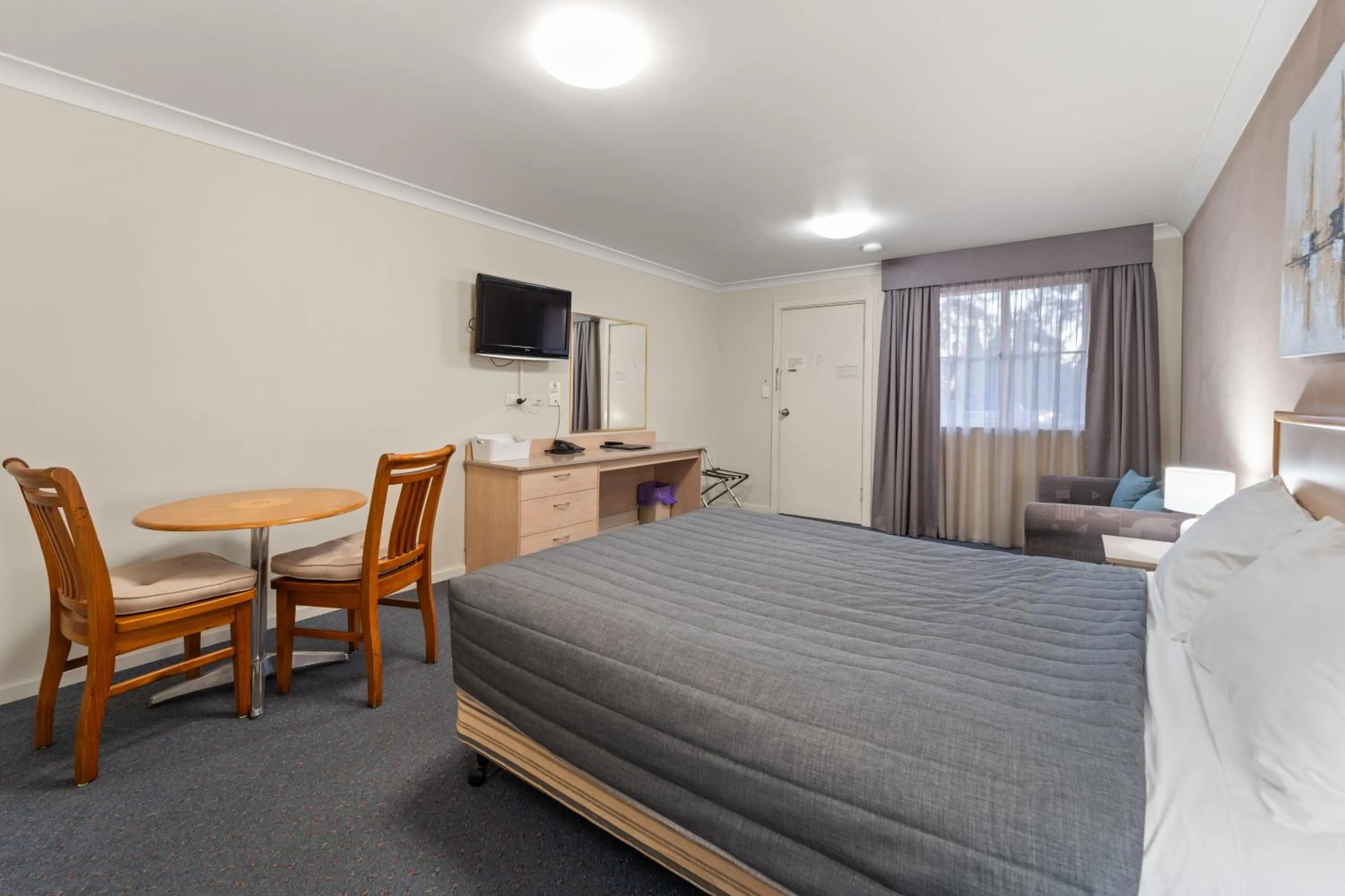 Bed in Golf Links Motel