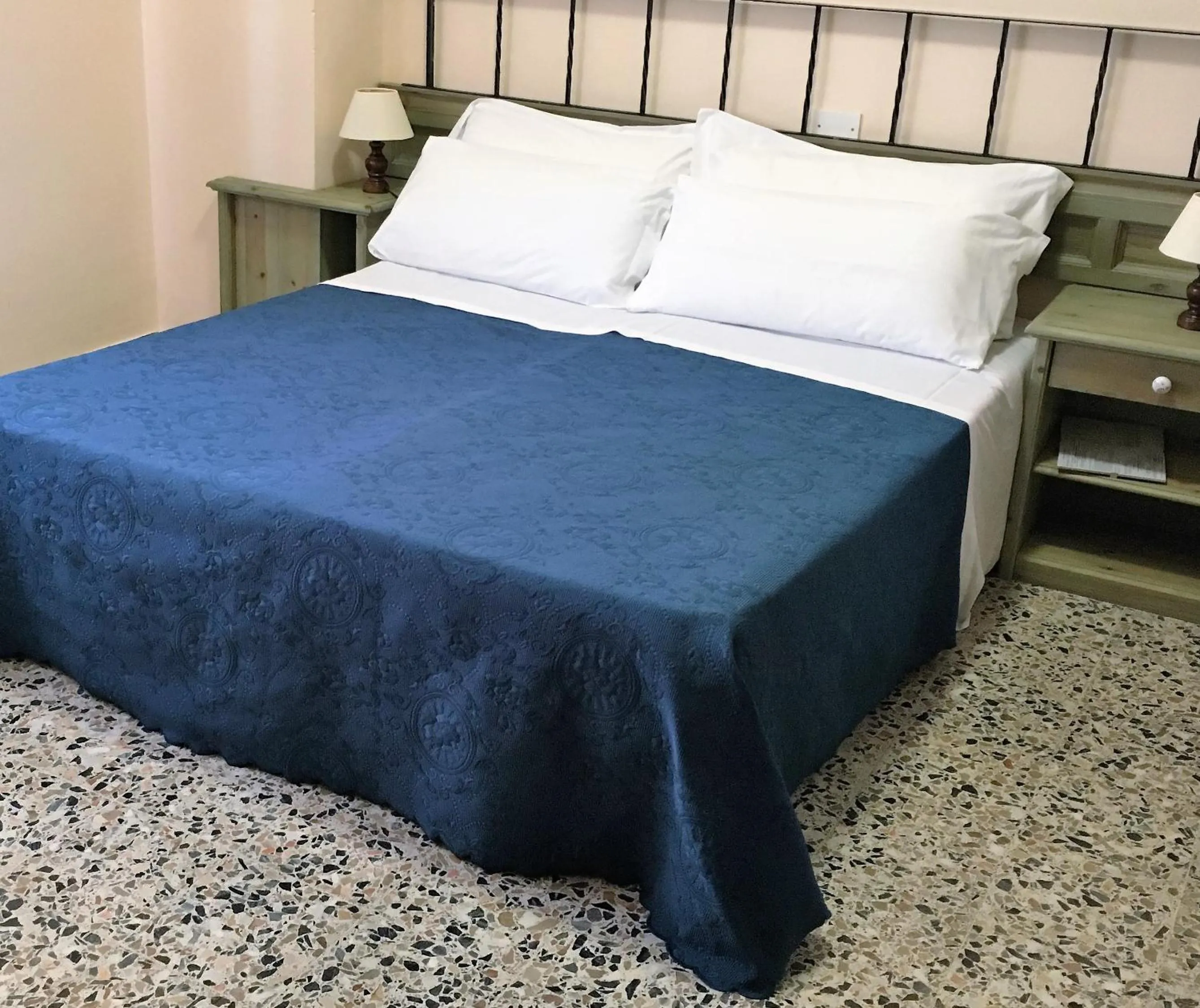 Bedroom, Bed in Hotel Don Pedro