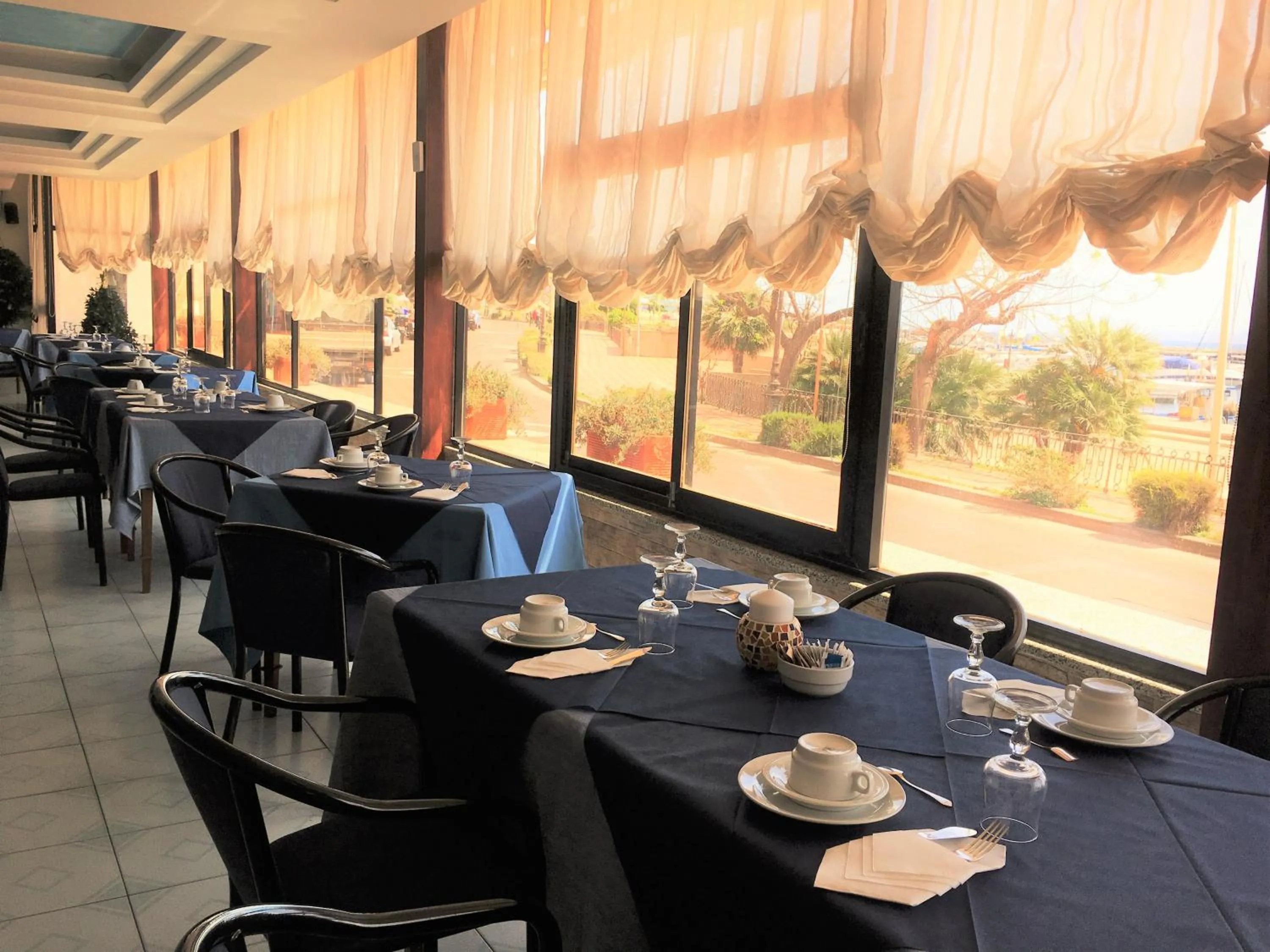 Buffet breakfast in Hotel Don Pedro