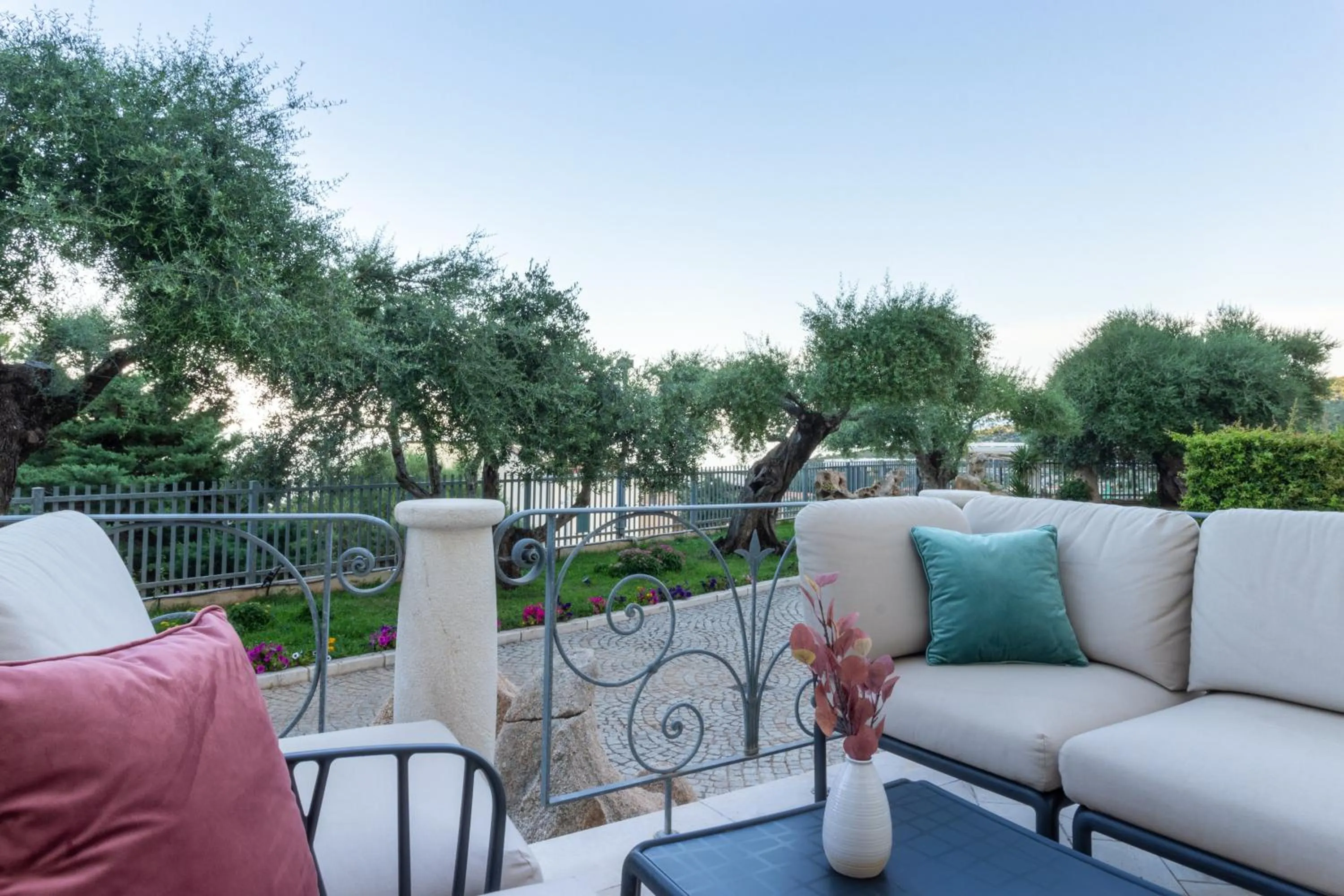 Patio in Hotel Brancamaria