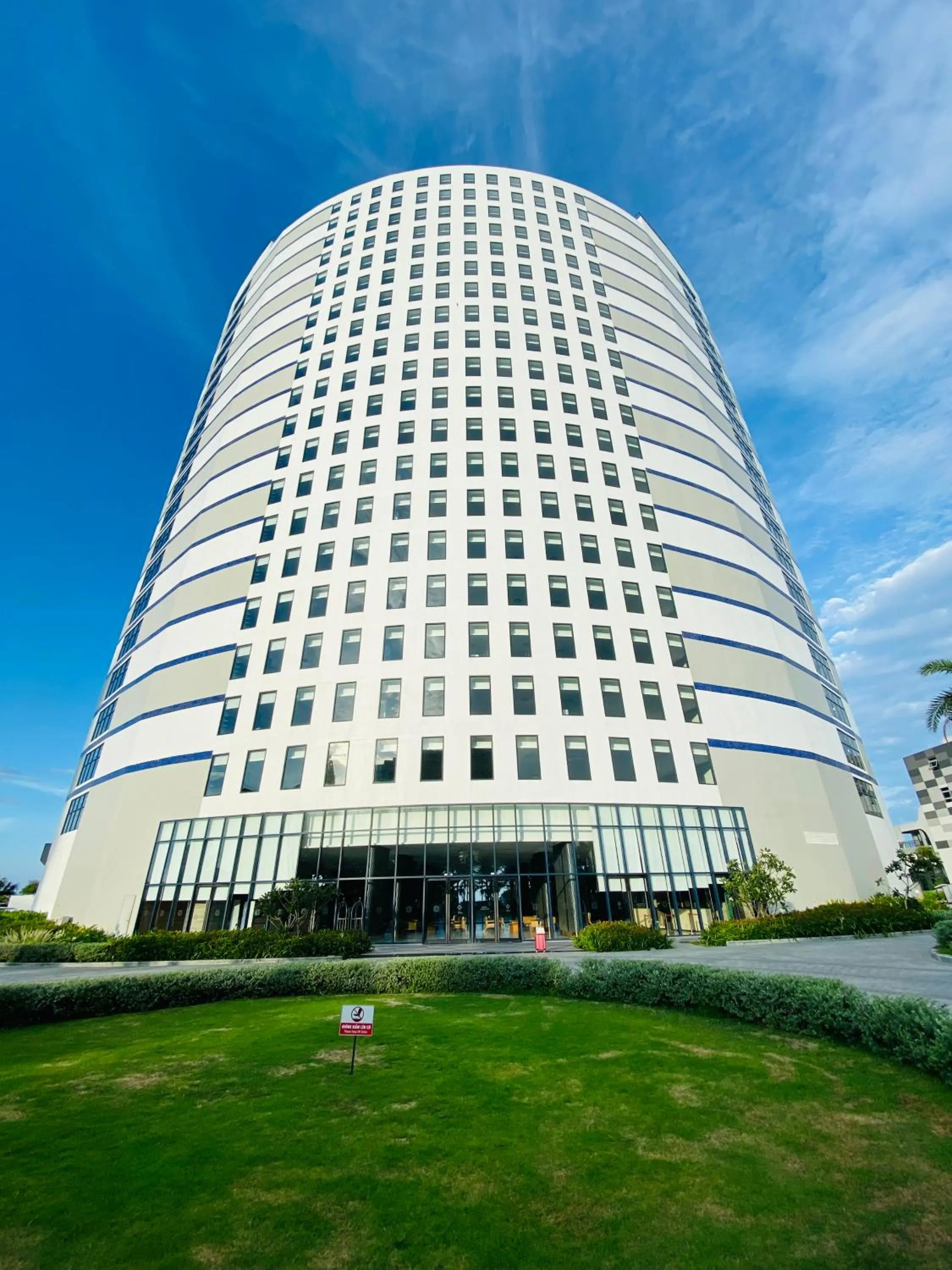 Seaview Cam Ranh Home