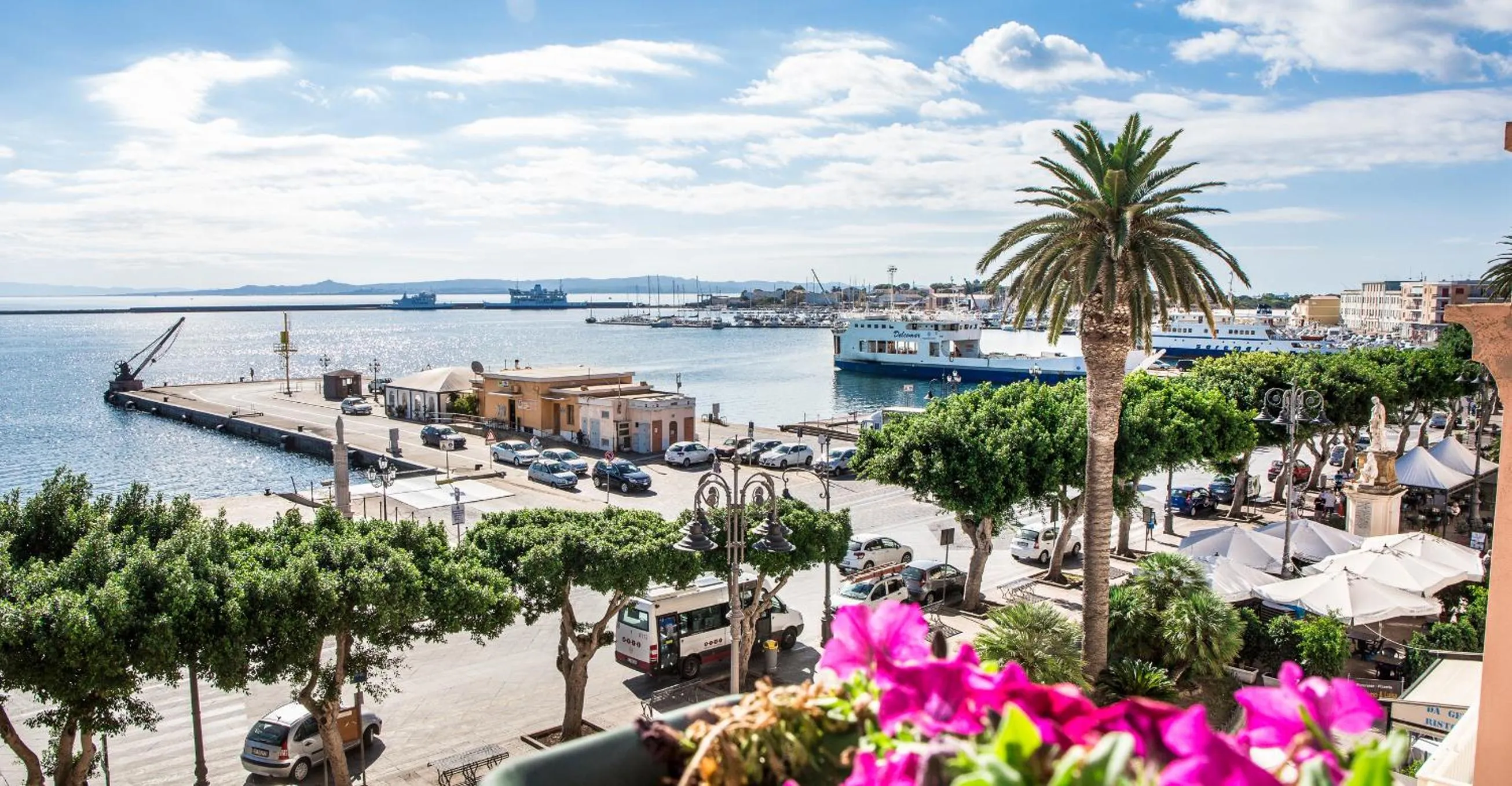 Balcony/Terrace in Nichotel
