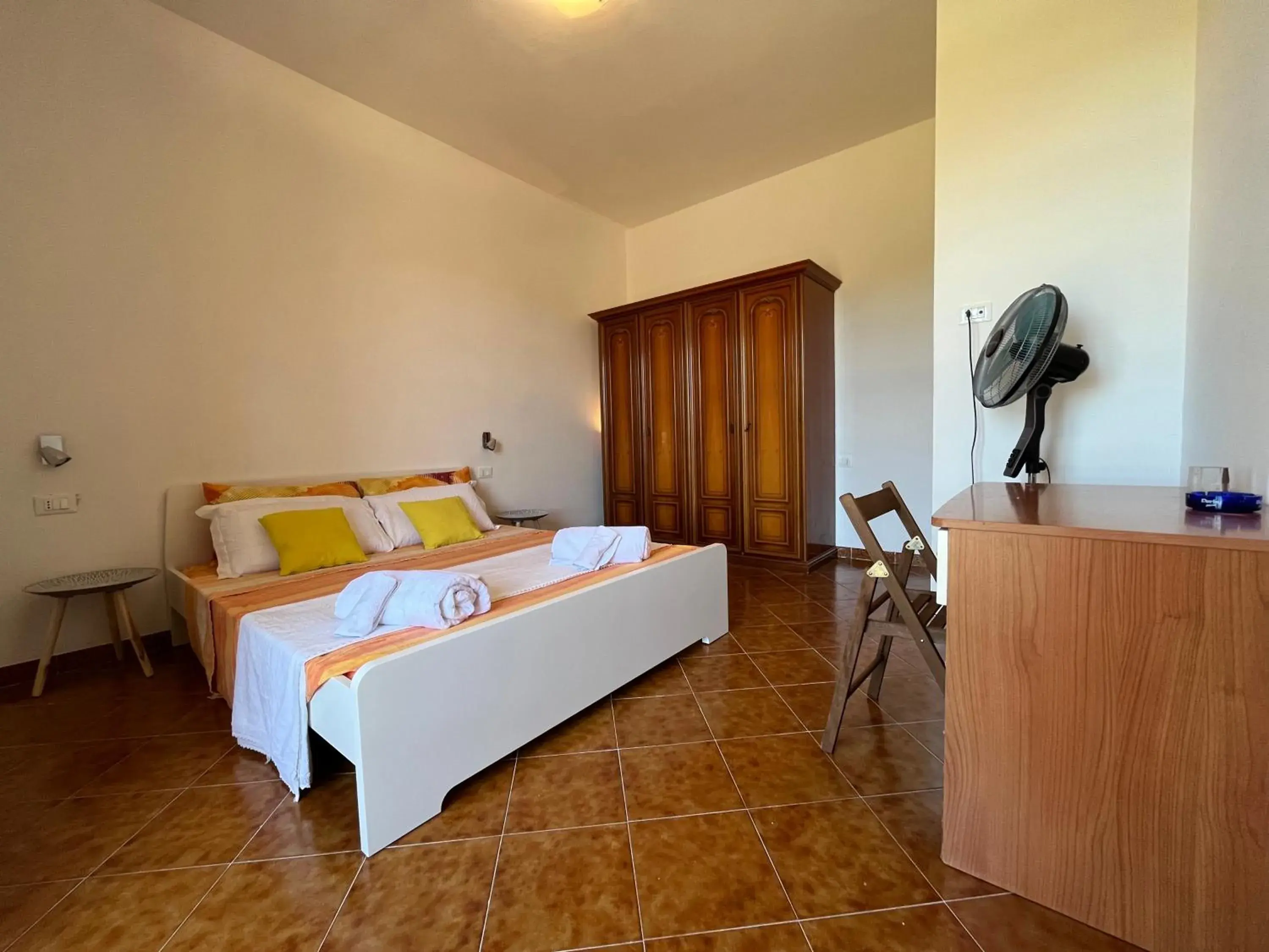 Double Room with Balcony in Monte Cuccu Bed & Breakfast Double Room with Balcony in Monte Cuccu Bed & Breakfast