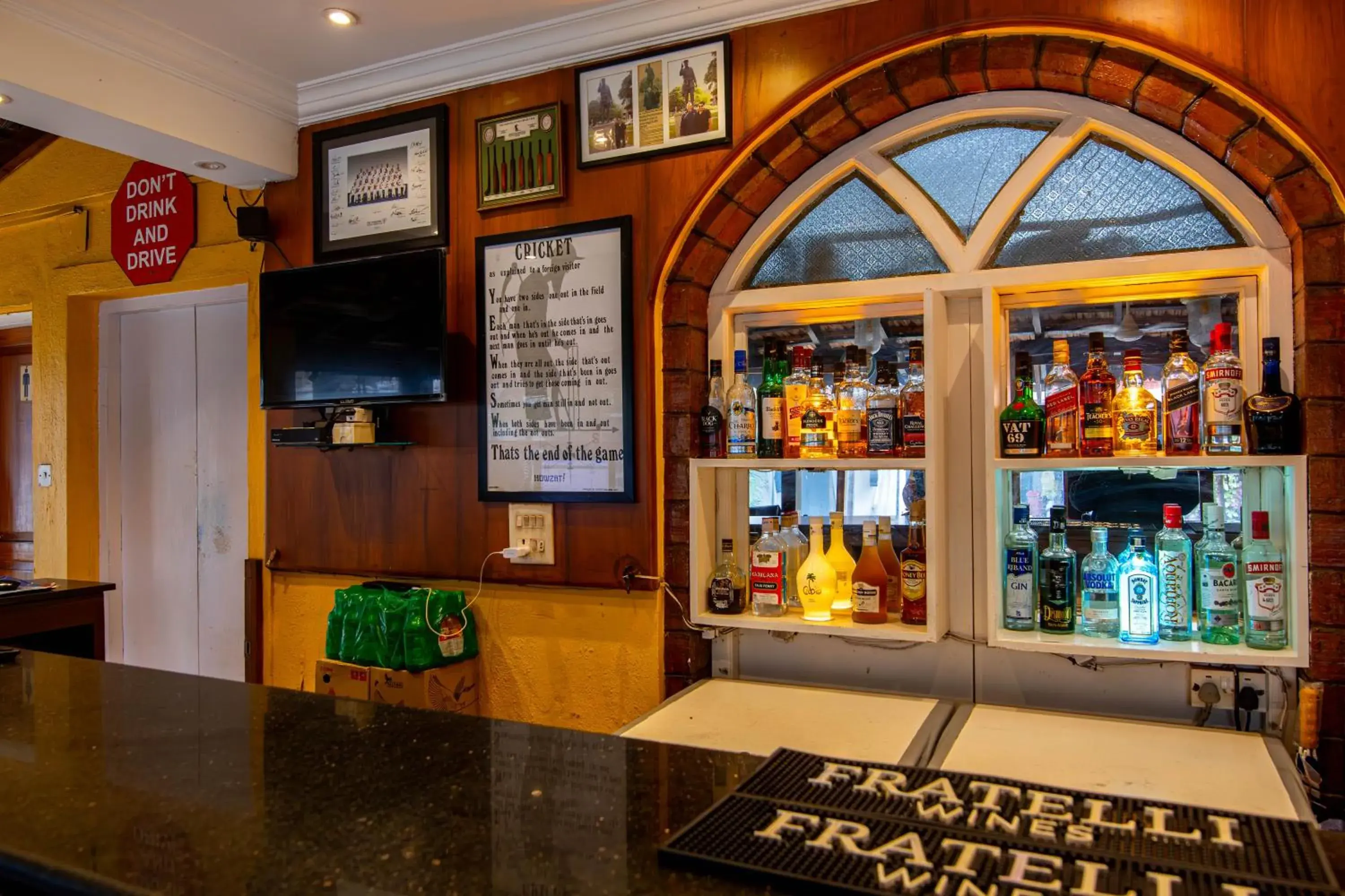 Lounge or bar in Santana Beach Resort Lounge or bar in Santana Beach Resort