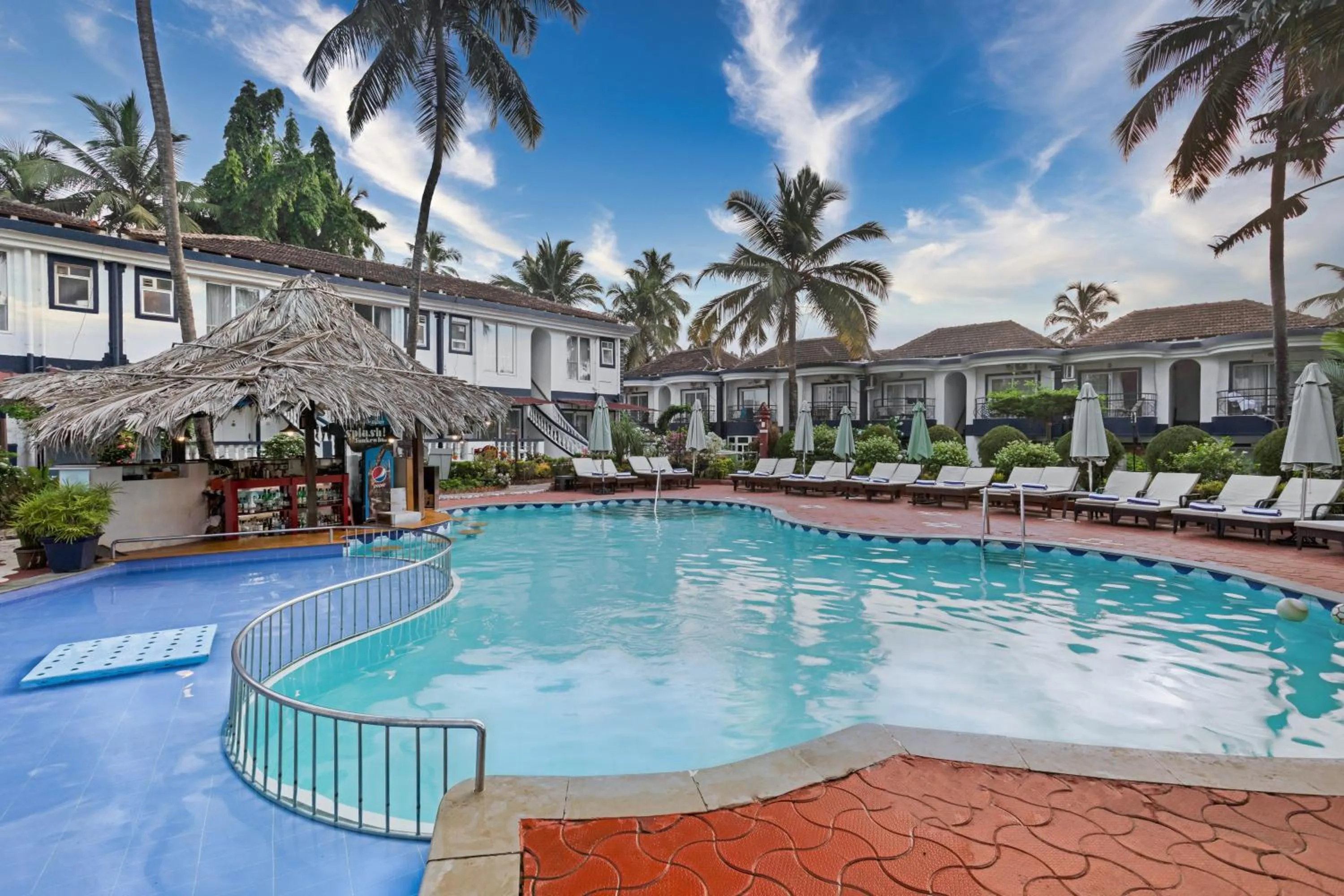 Property building in Santana Beach Resort