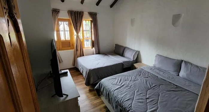 Hotel Niza Colonial