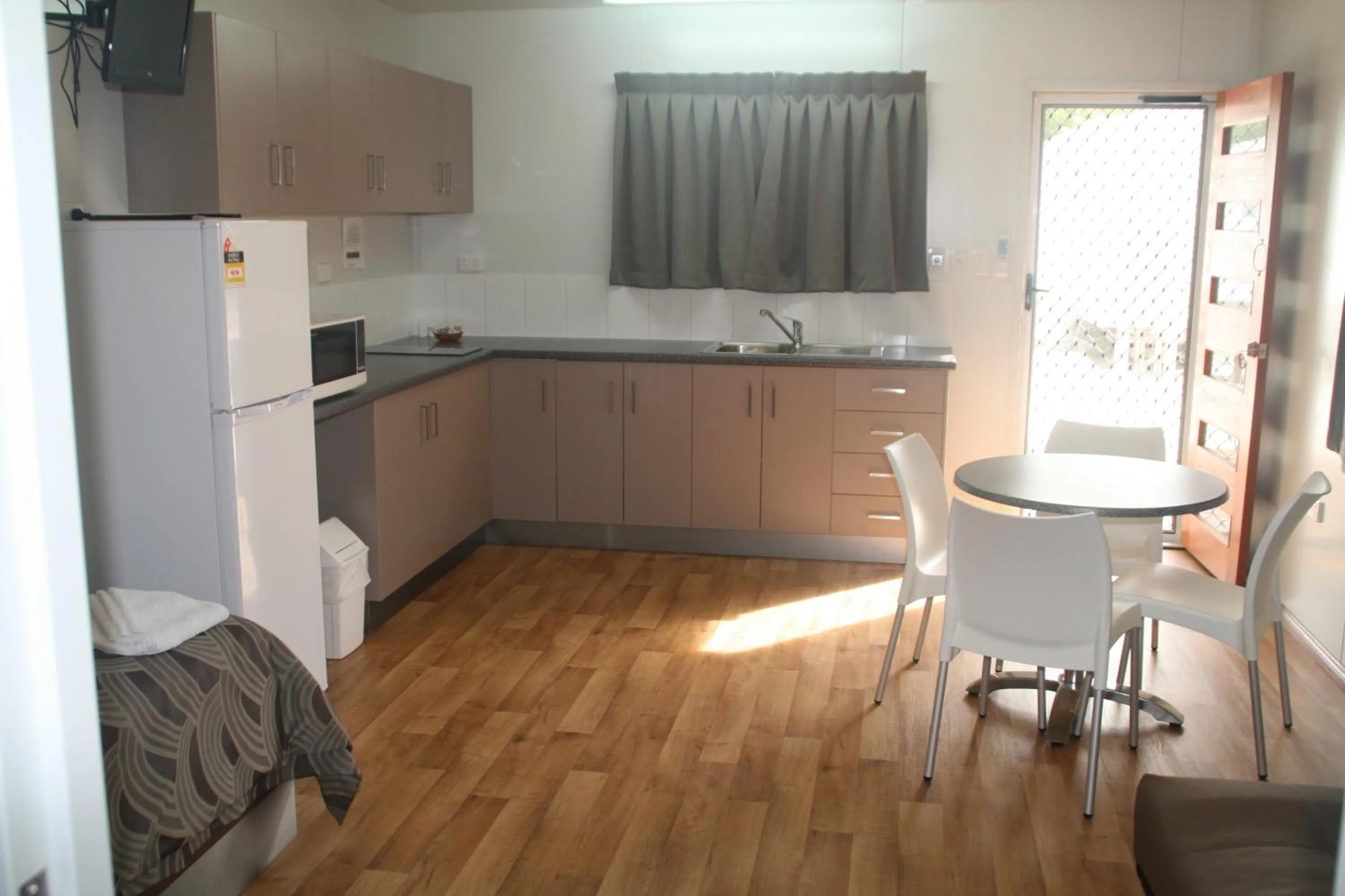 Kitchen or kitchenette in Charters Towers Tourist Park