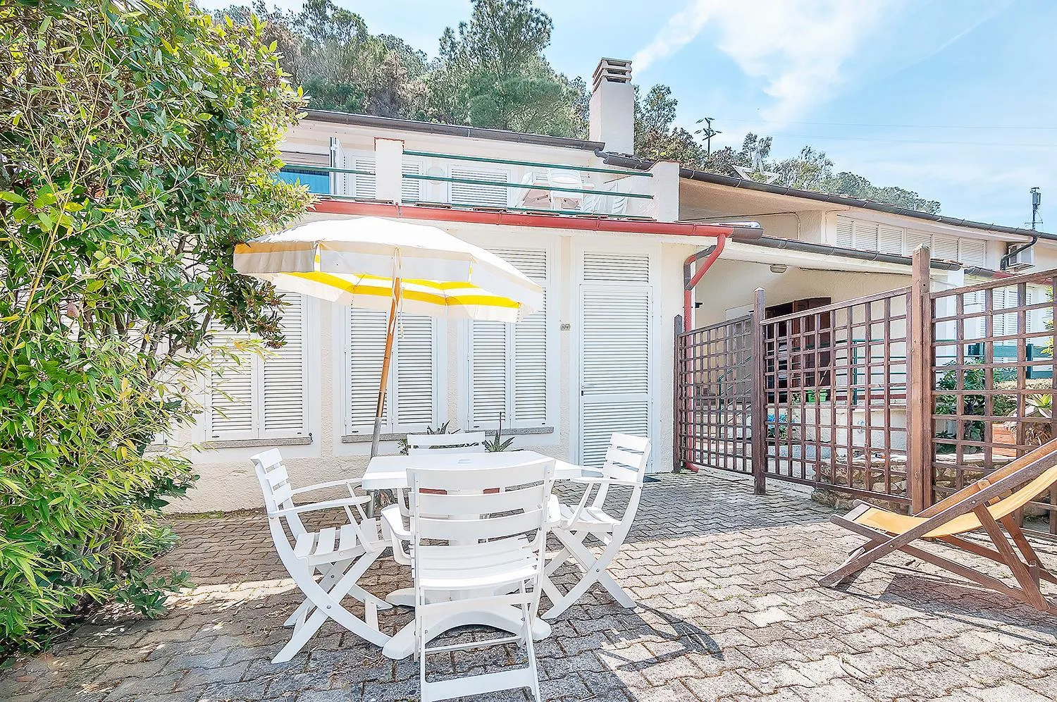 Patio in Hotel Capo Di Stella