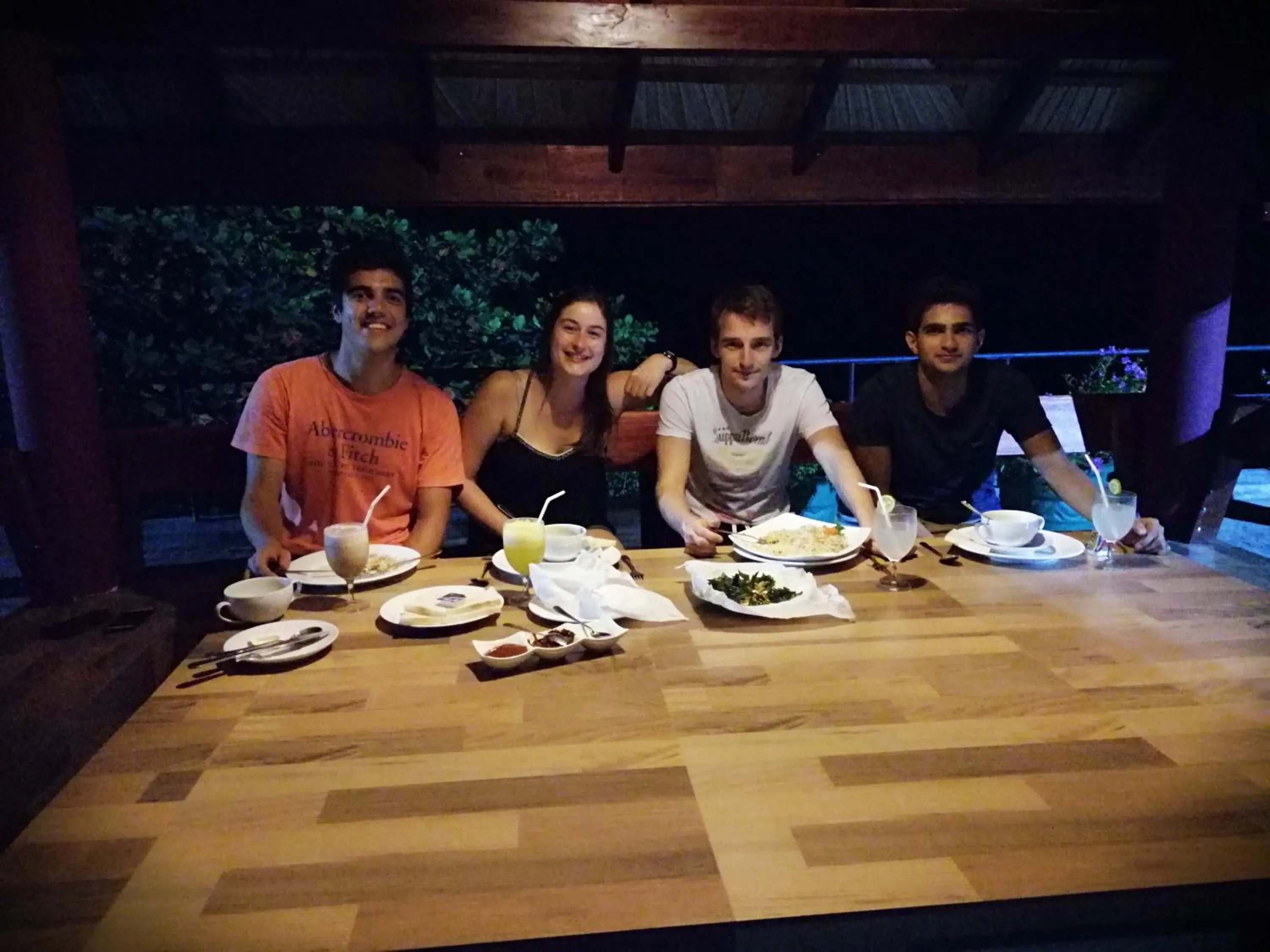 Restaurant/places to eat in Centauria City Hotel