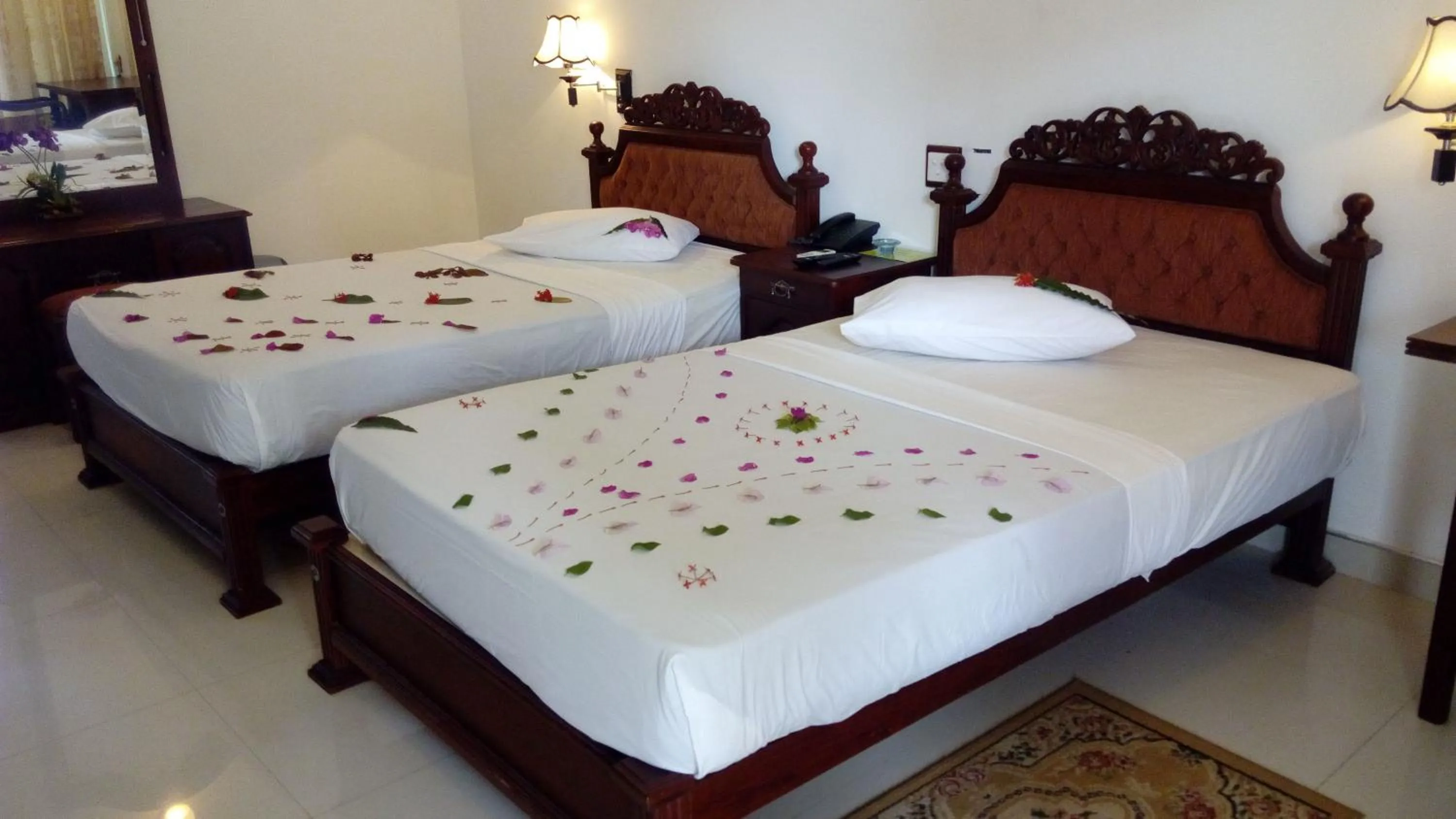 Bedroom, Bed in Centauria City Hotel