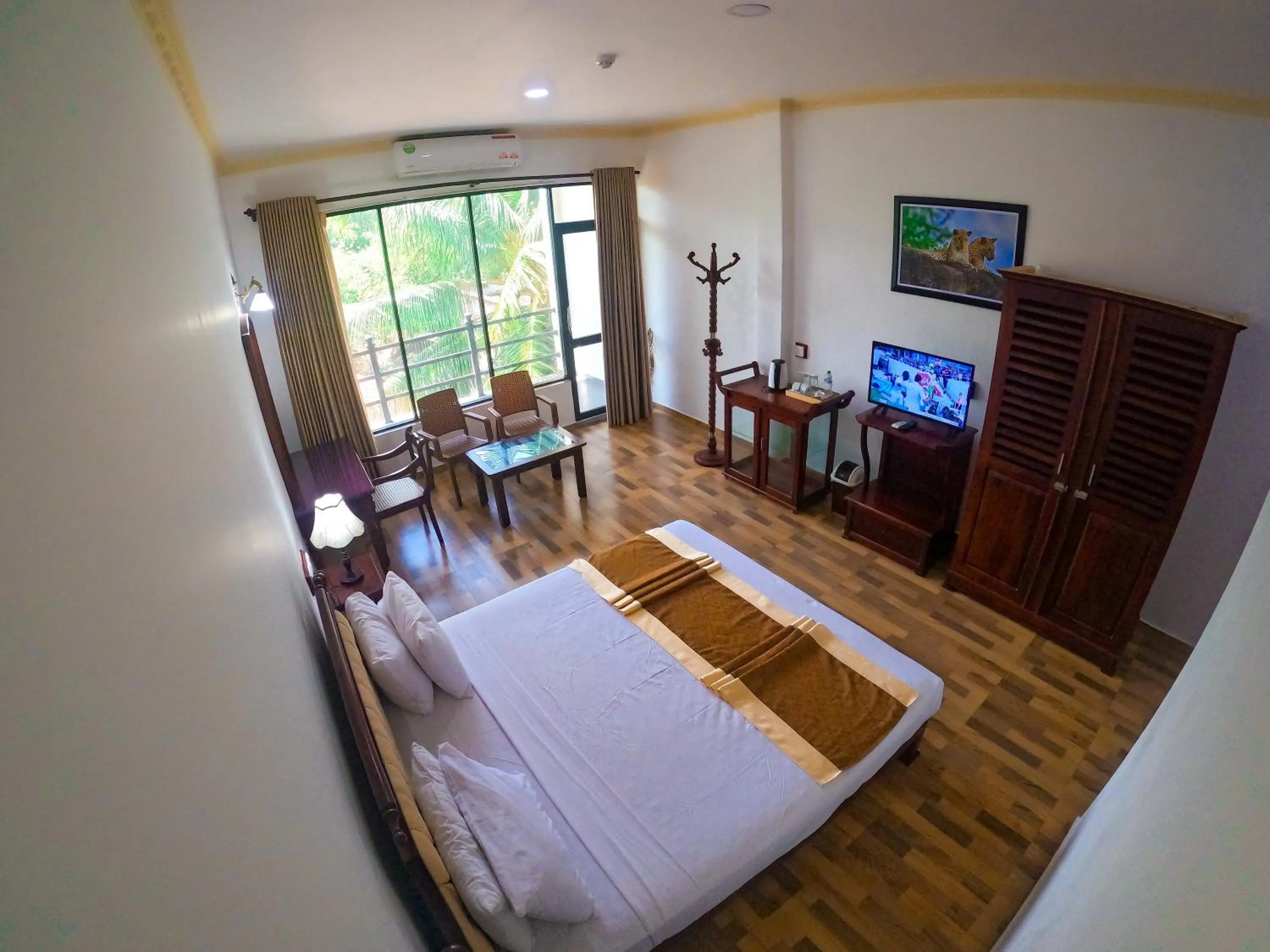 Bed in Centauria City Hotel