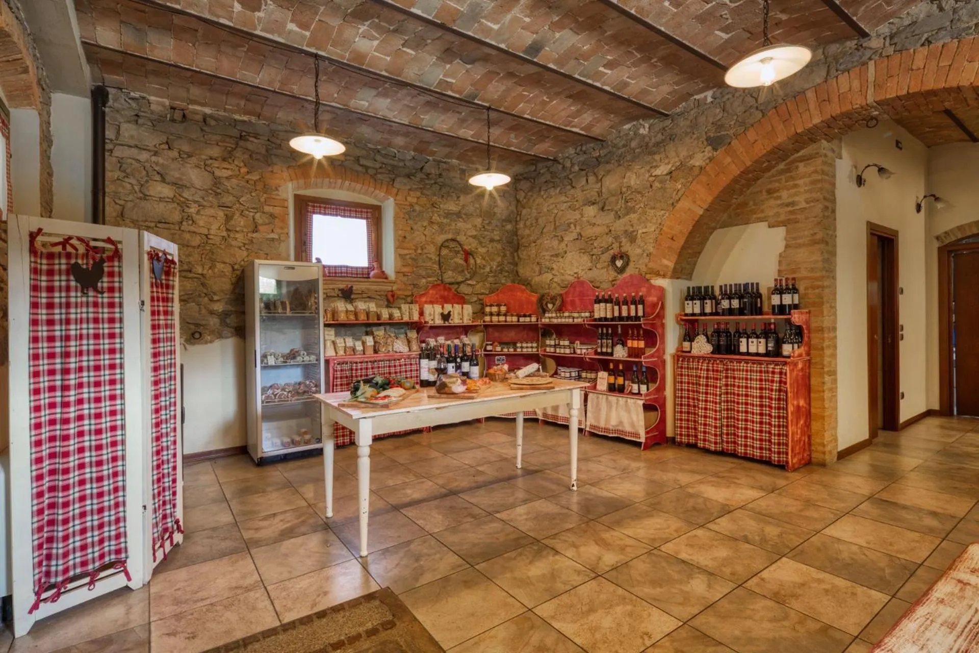 Restaurant/places to eat in La Casa Di Campagna