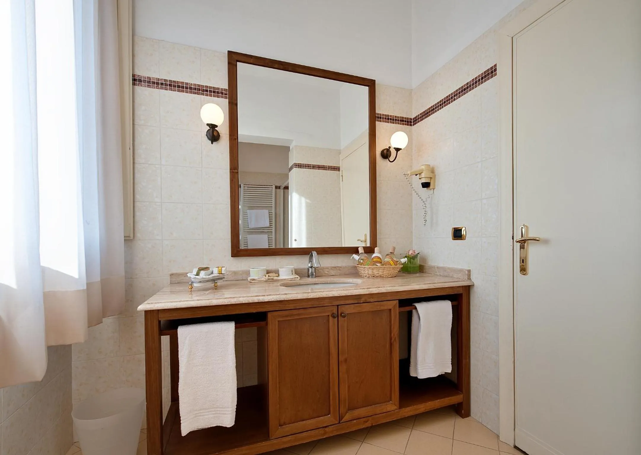 Bathroom in Grand Hotel Nizza Et Suisse