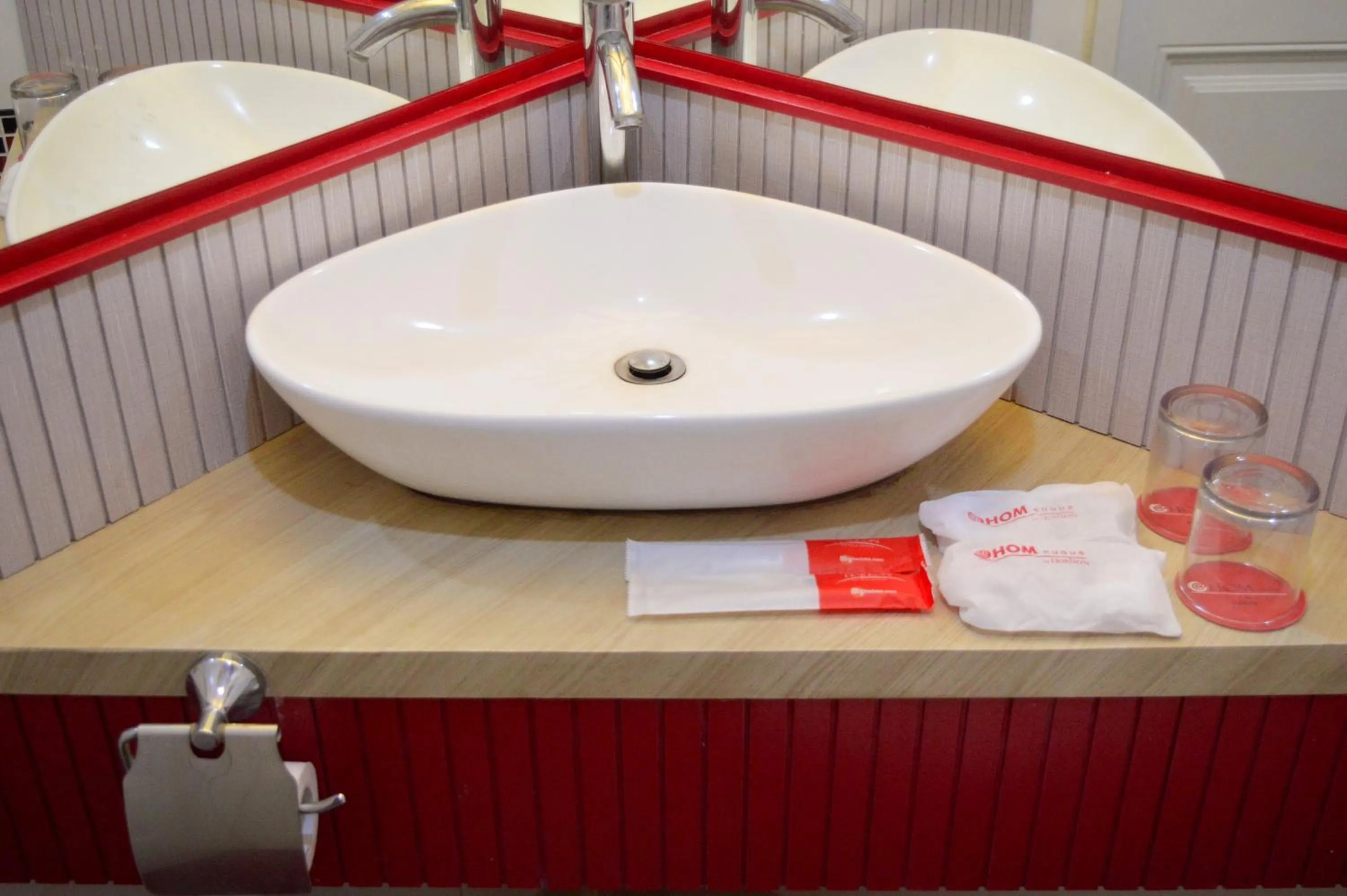 Bathroom in HOM Hotel Kudus by Horison Group