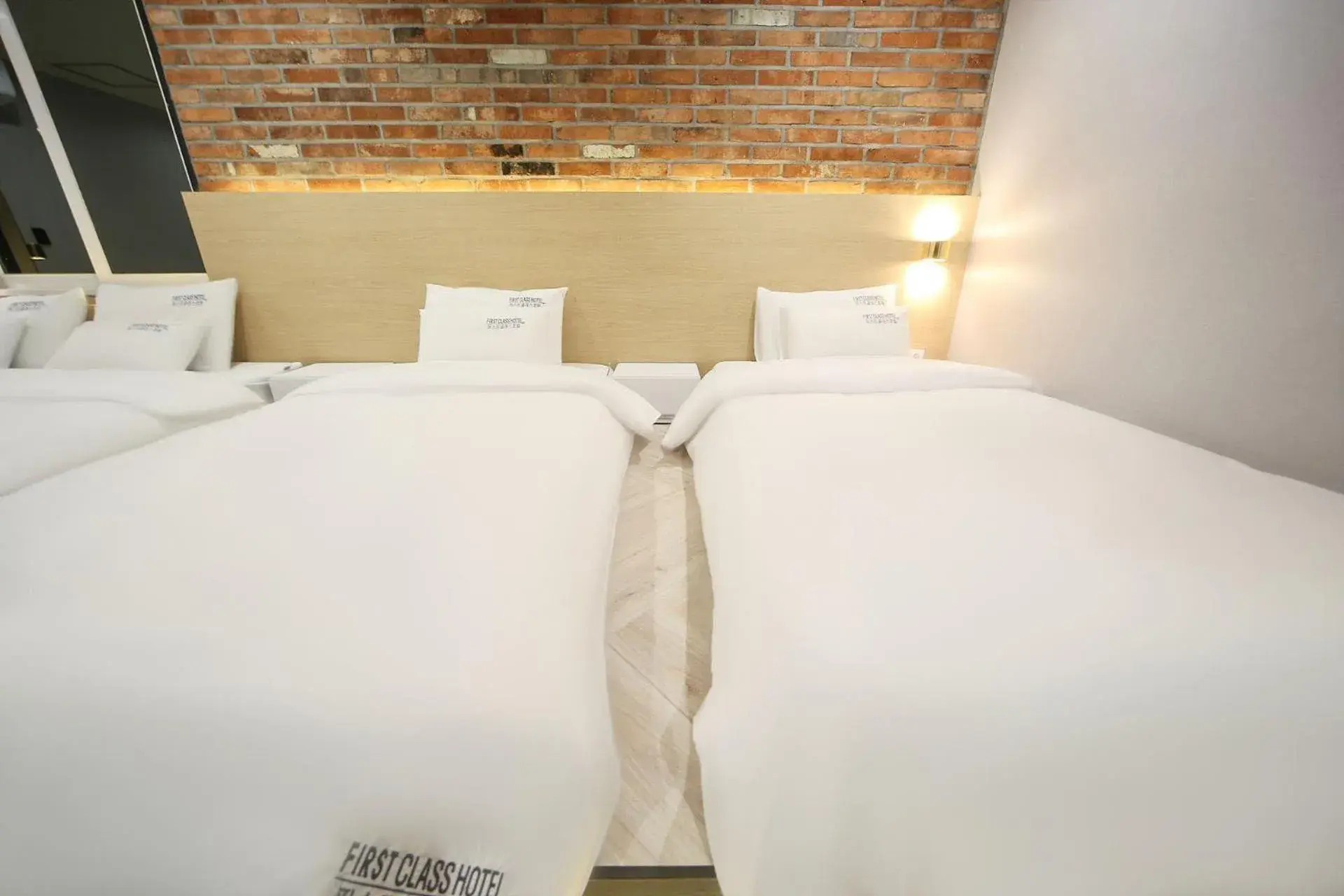 Bed in Masan First Class Hotel Bed in Masan First Class Hotel