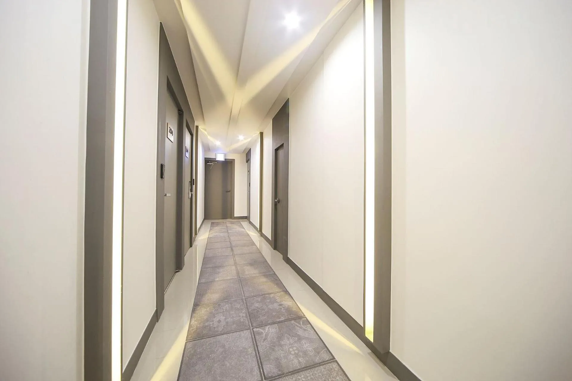 Masan First Class Hotel