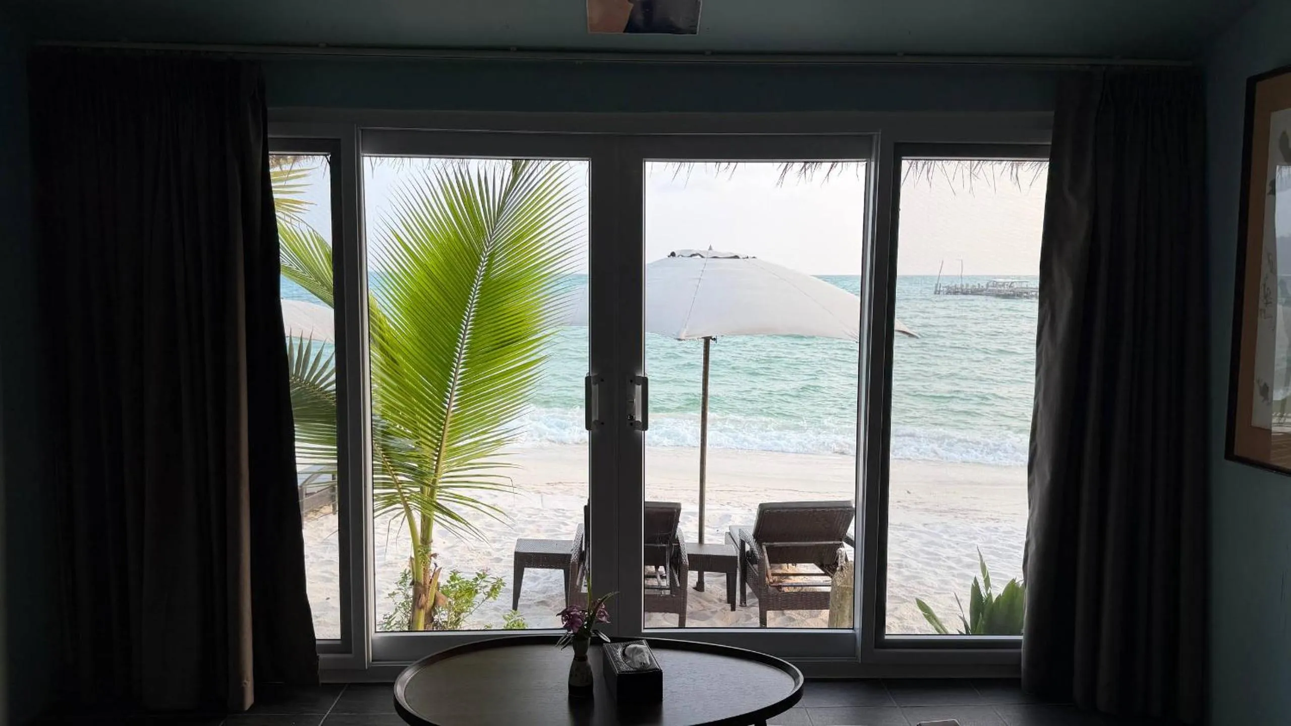 WHITE SAND ARK RESORT