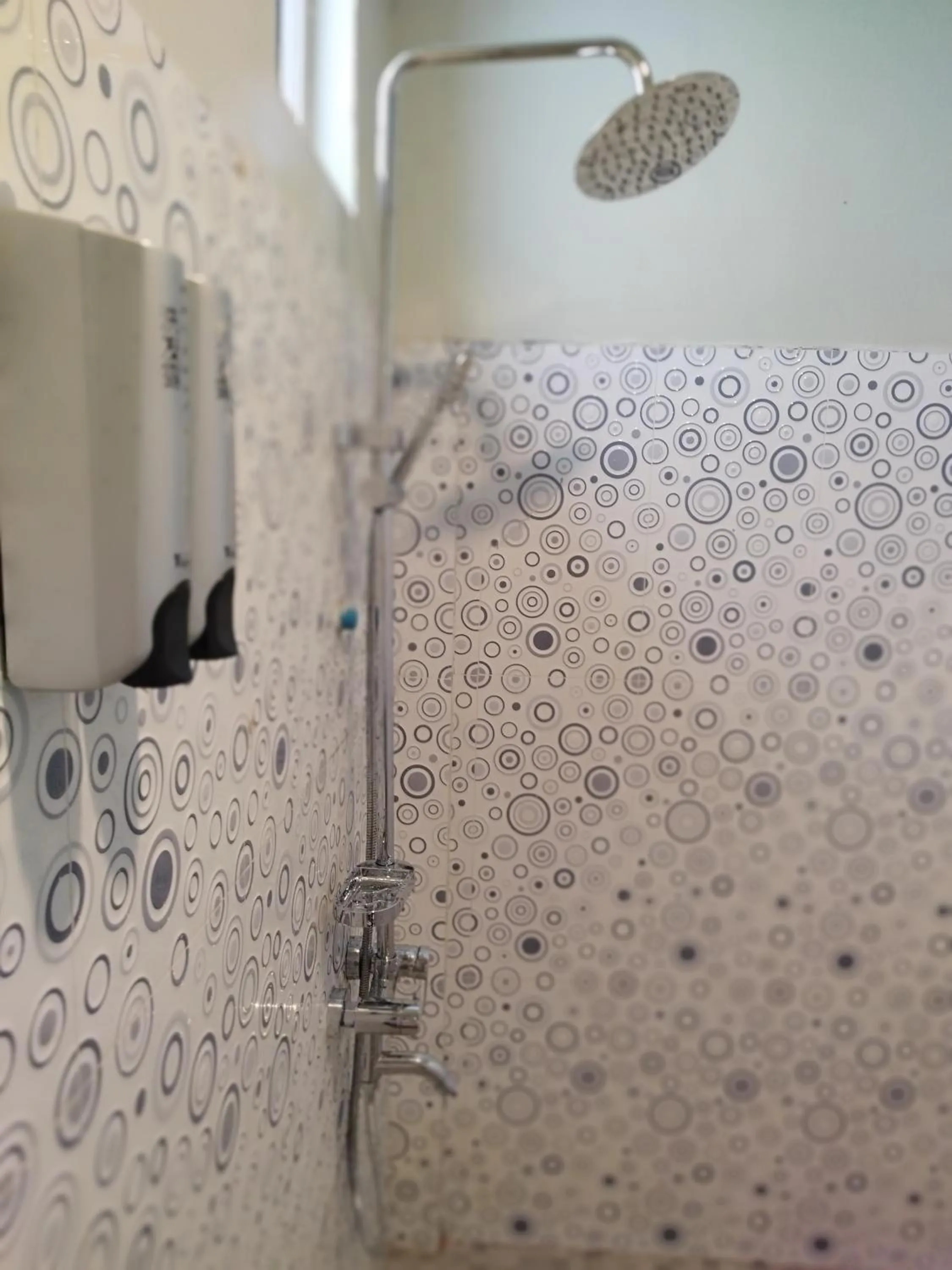 Shower in WHITE SAND ARK RESORT