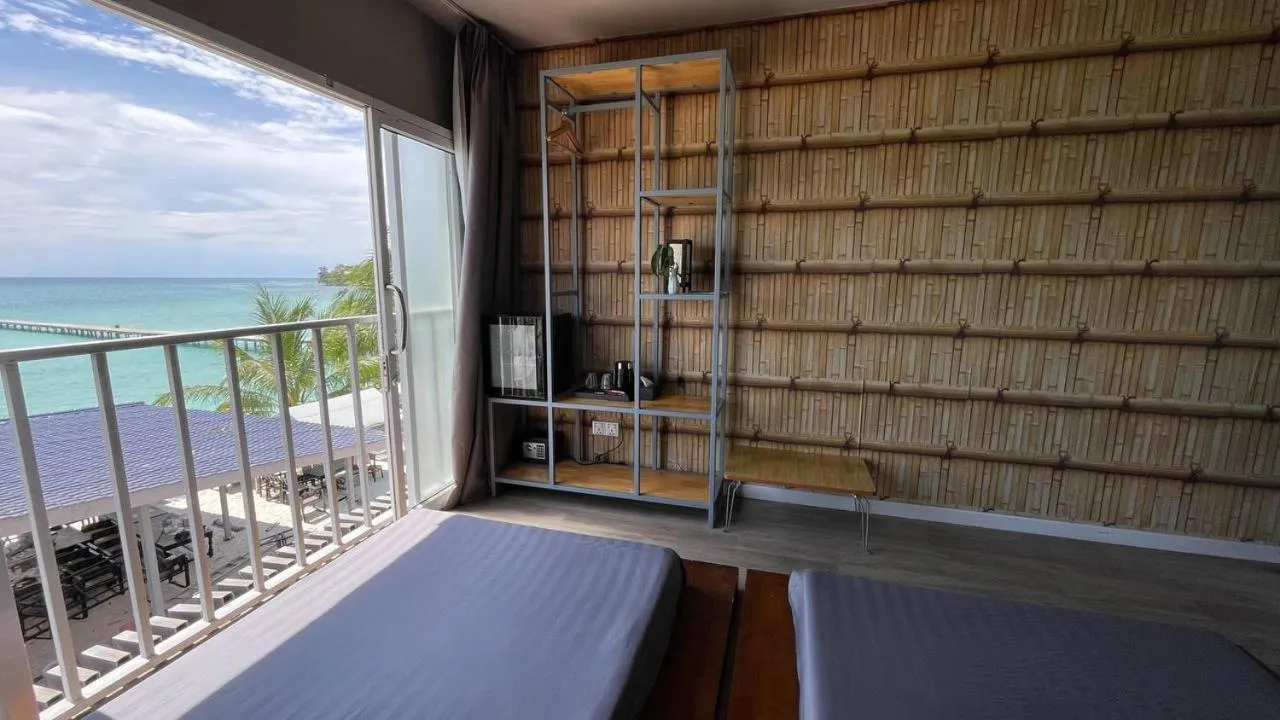 WHITE SAND ARK RESORT