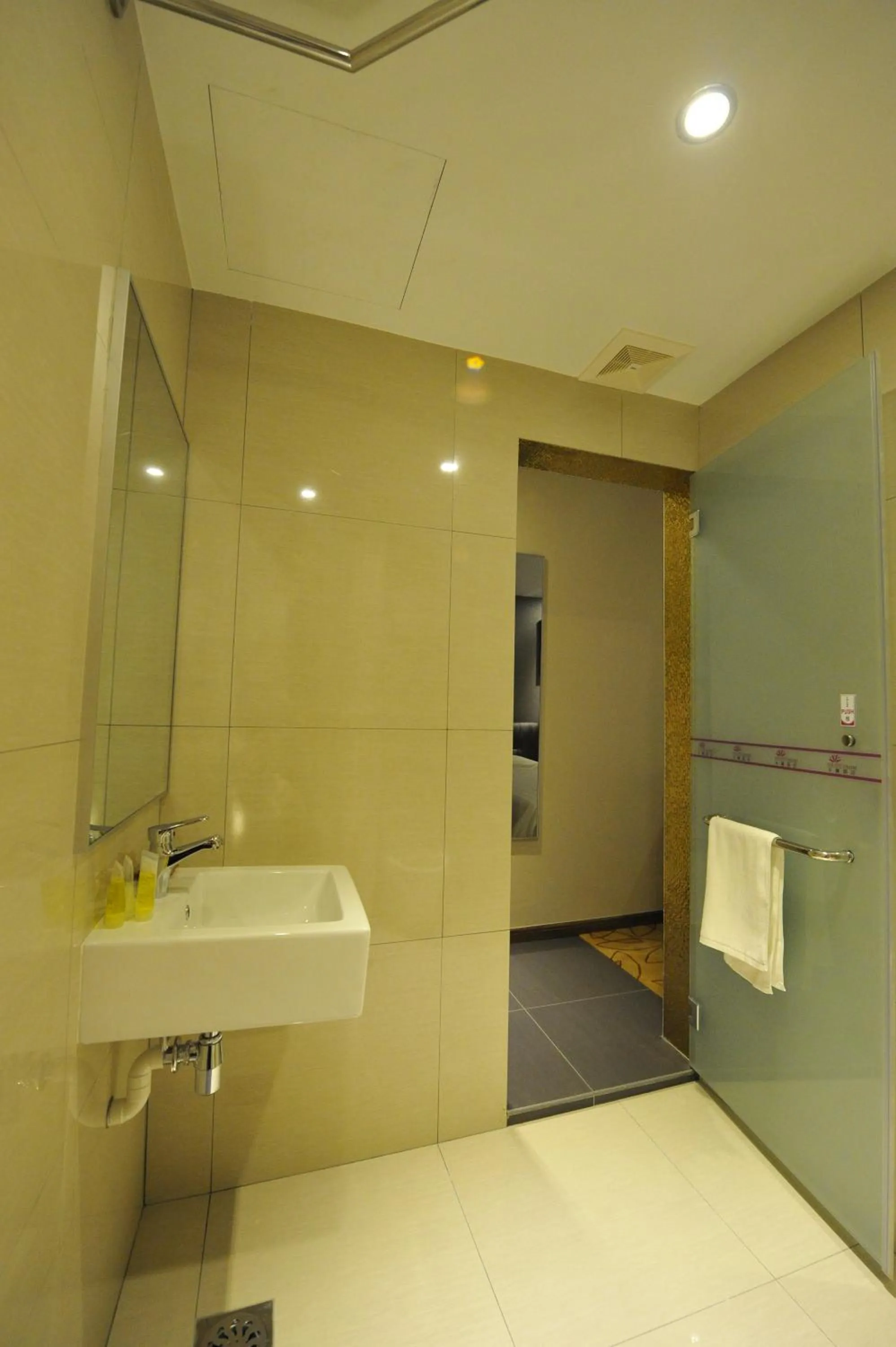 Standard Single Room without Window in Milano Hotel