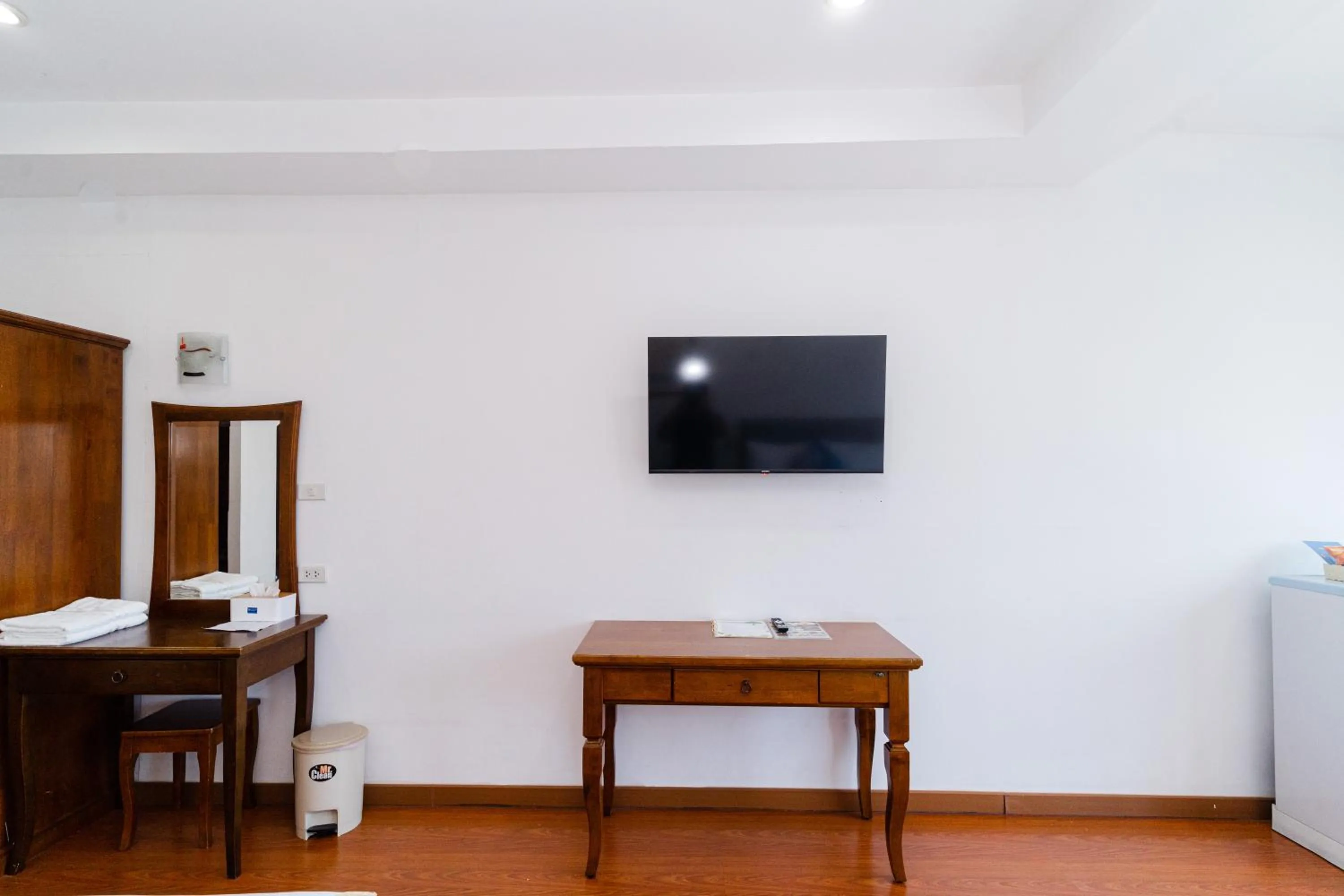 TV and multimedia in Baan Suan Khun Ta and Golf Resort