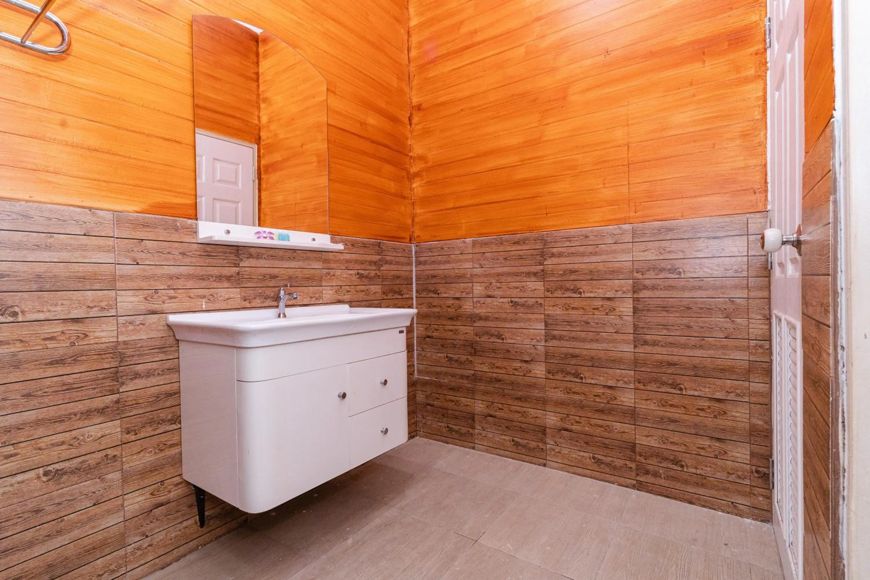 Bathroom in Baan Suan Khun Ta and Golf Resort