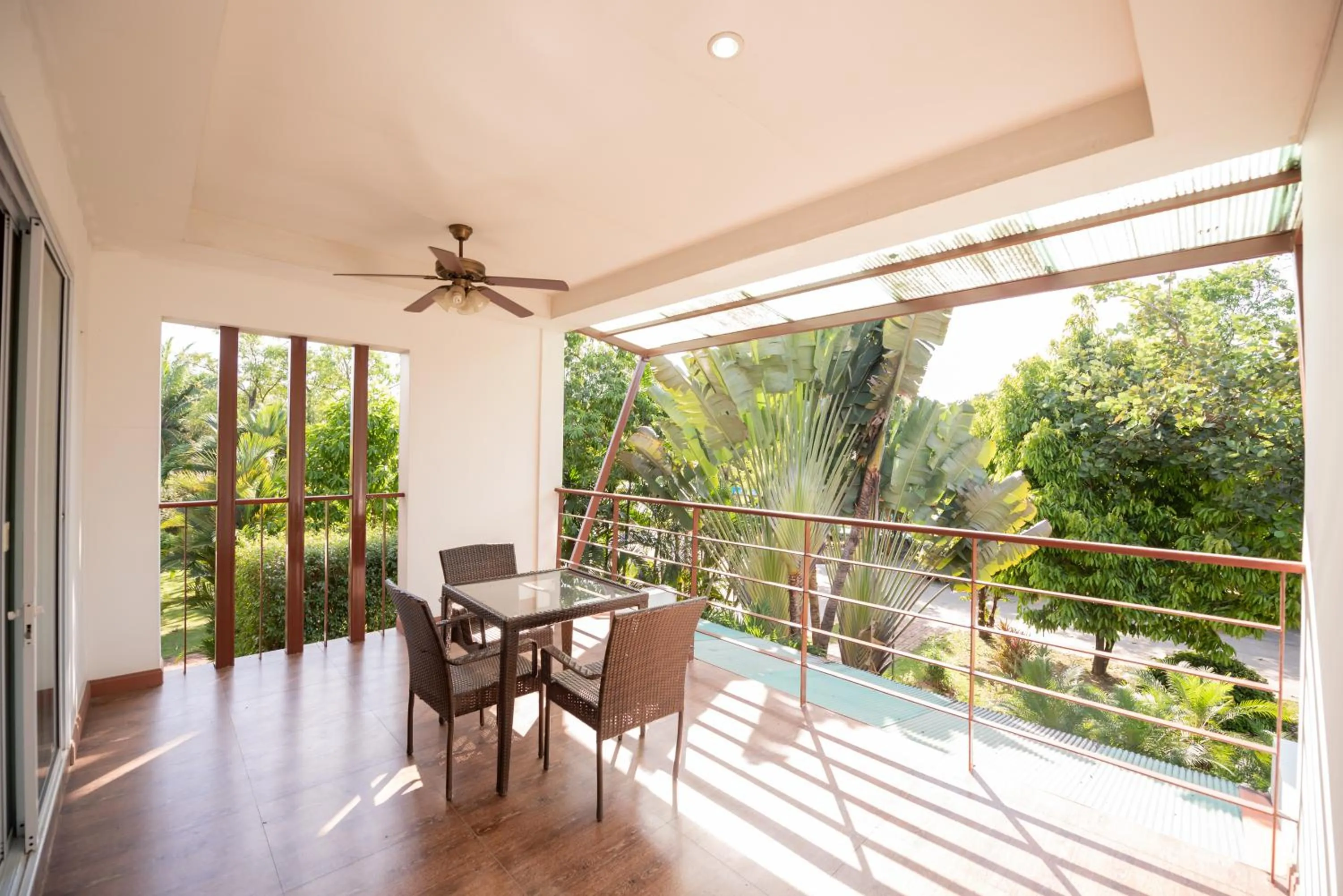 Balcony/Terrace in Baan Suan Khun Ta and Golf Resort