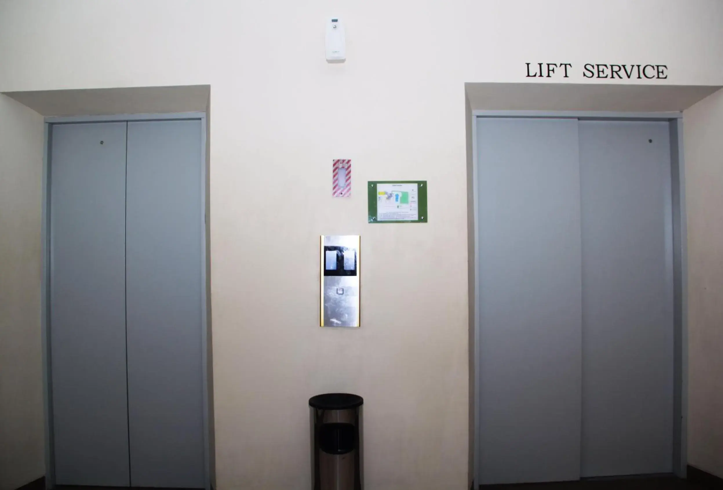 Facade/entrance in iRoom Margonda Residence 345 Facade/entrance in iRoom Margonda Residence 345