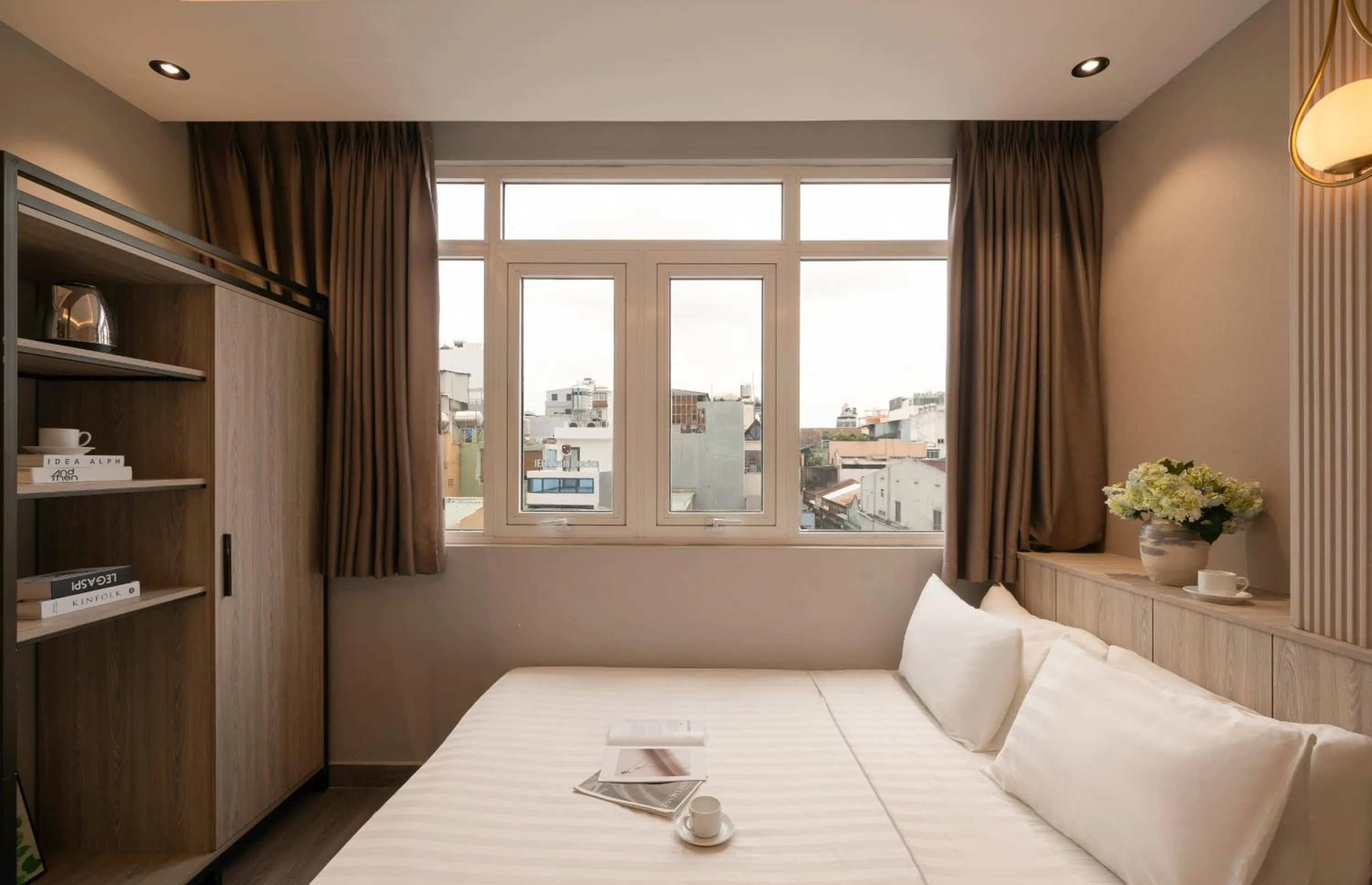 Bed in The Cozy Inn Hotel Ho Chi Minh