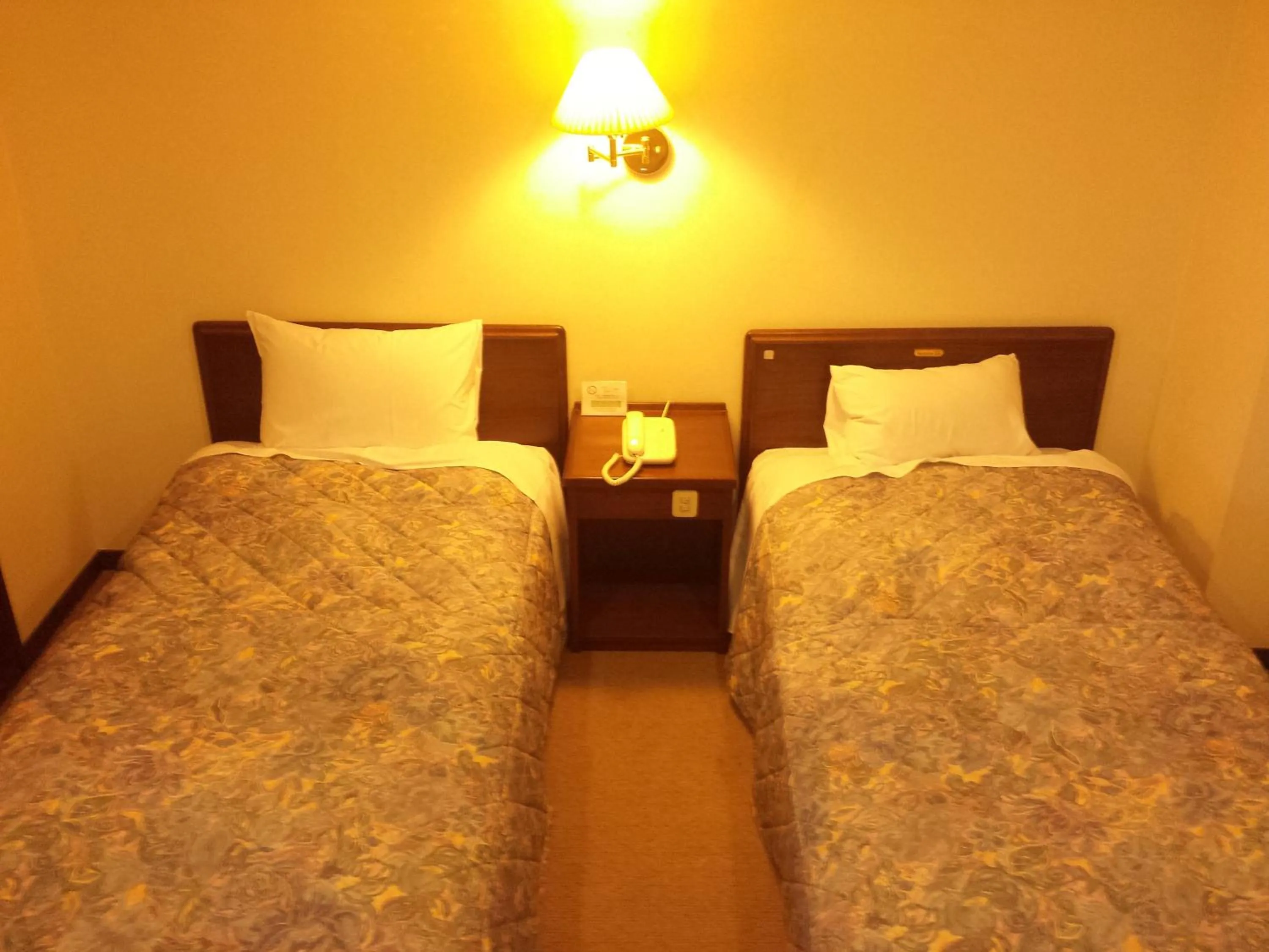 Bed in Mount View Hotel