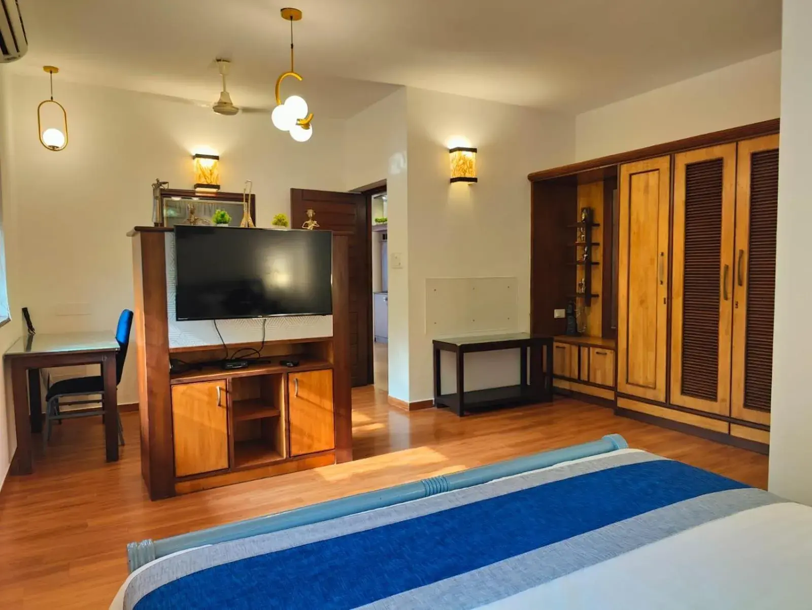 Bed in La Sunila suites Baga by WSI Bed in La Sunila suites Baga by WSI