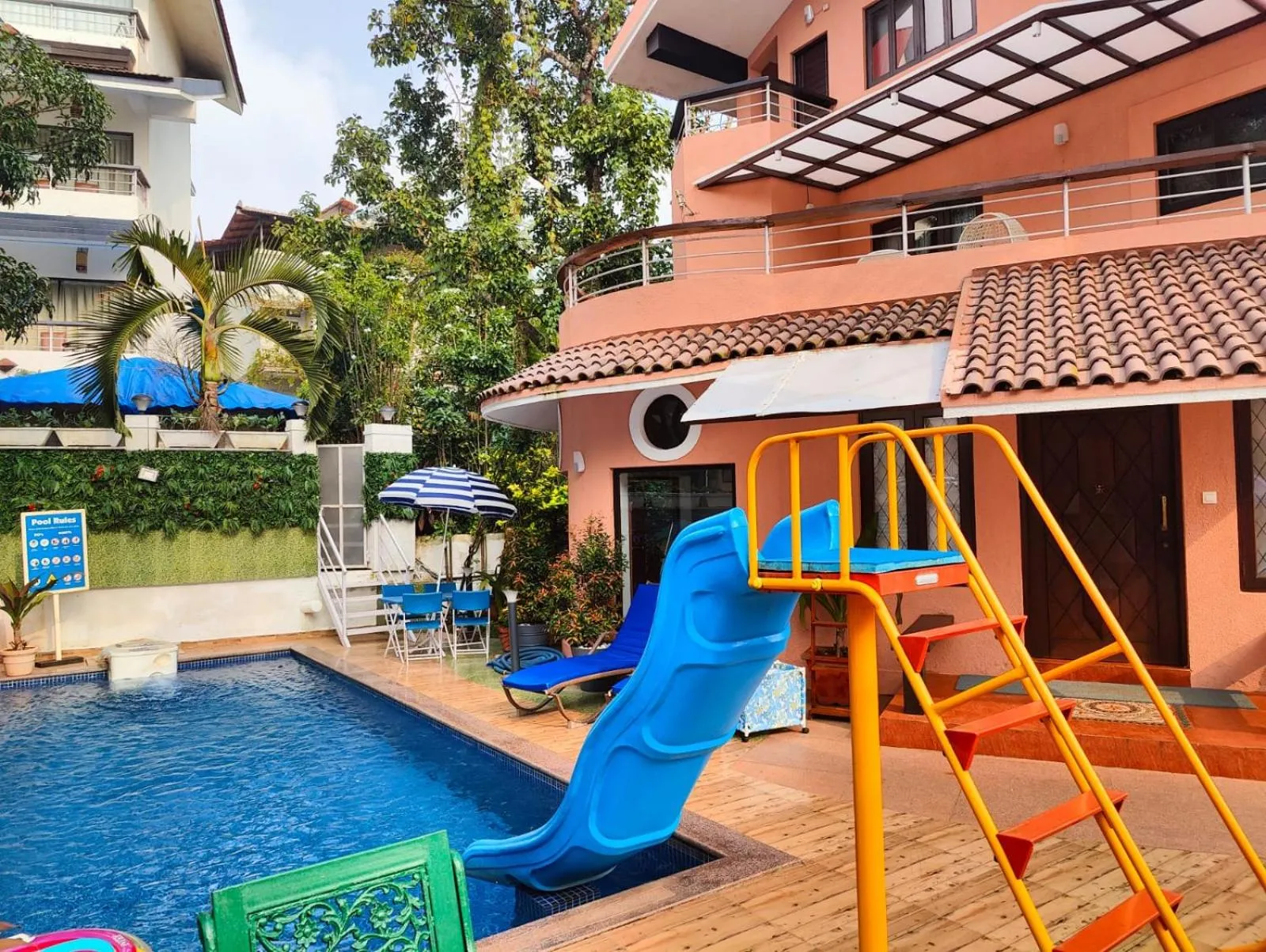 Pool view in La Sunila suites Baga by WSI