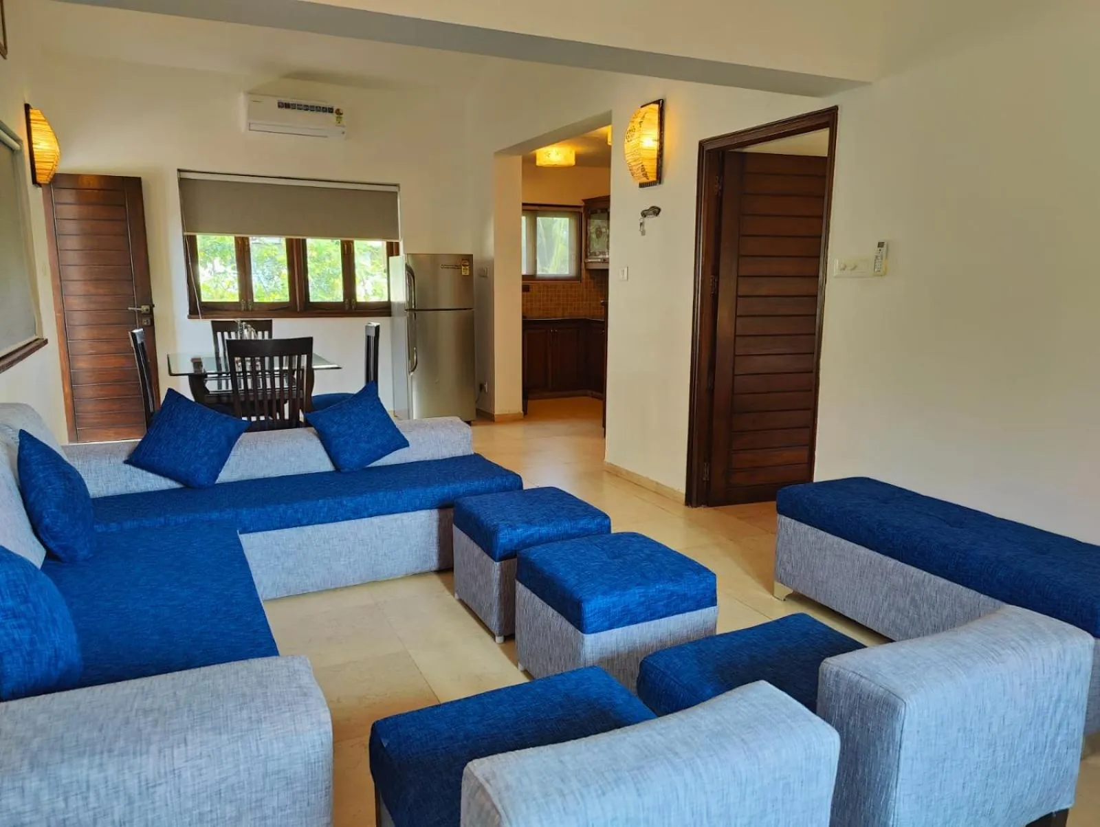 Living room in La Sunila suites Baga by WSI