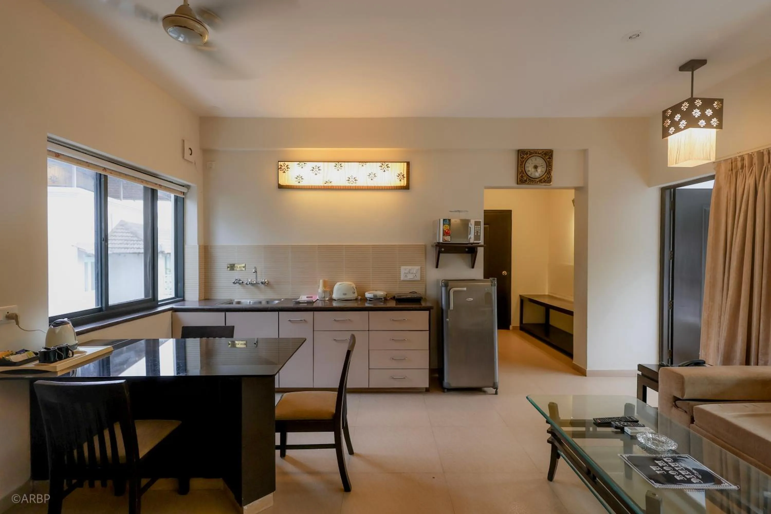 Living room in La Sunila suites Baga by WSI