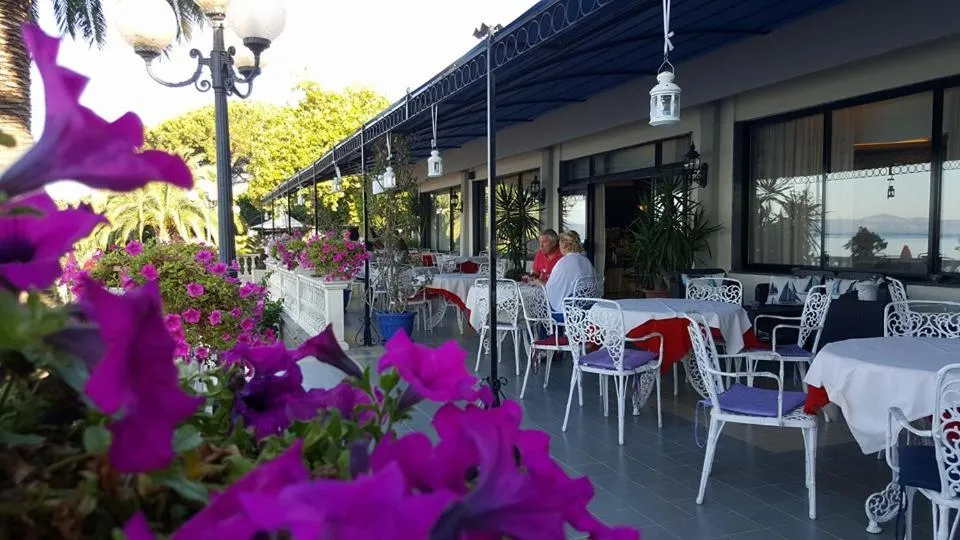 Buffet breakfast in Hotel Lido - Beach and Palace