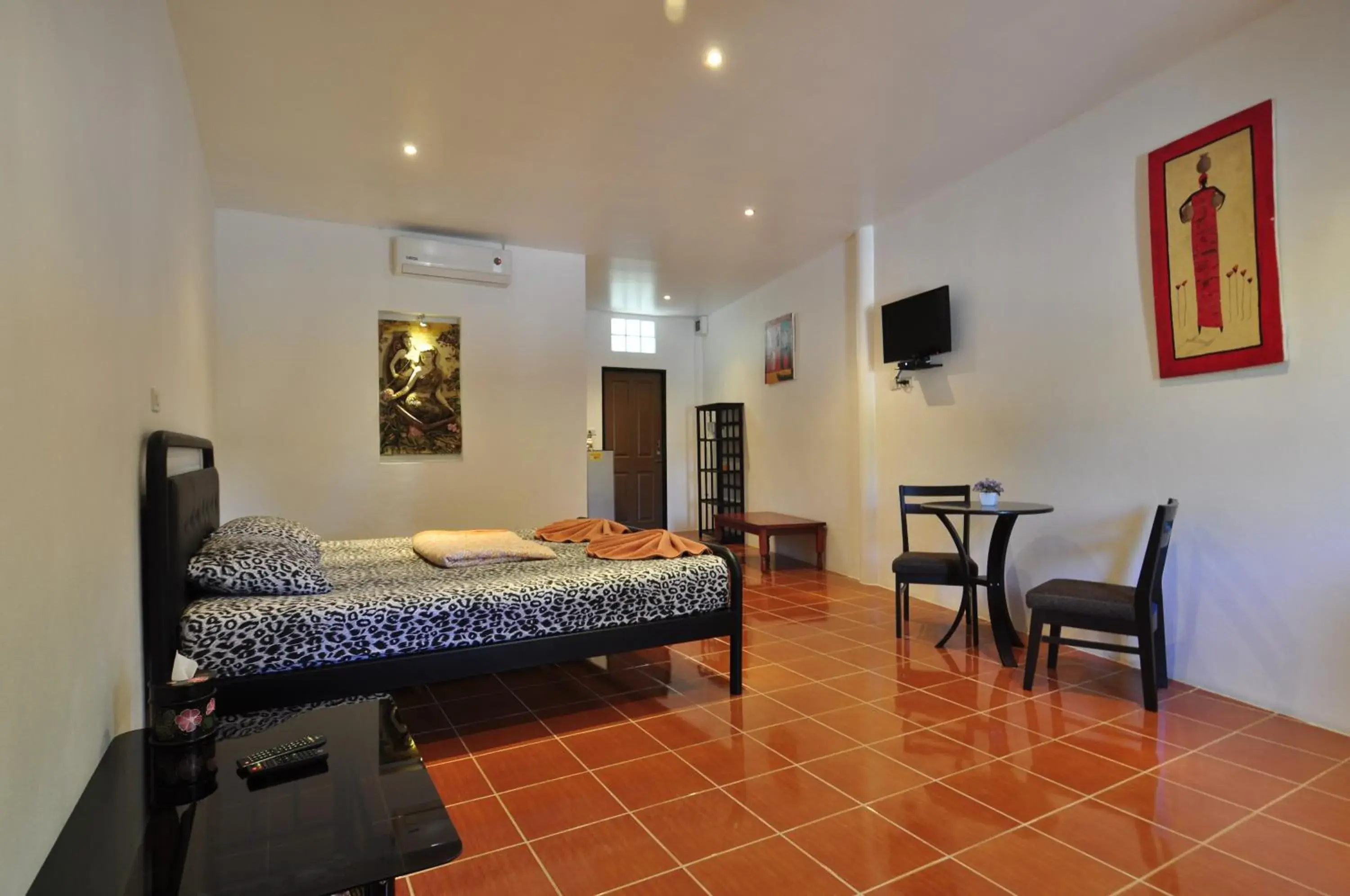 Deluxe King or Queen Room in Kevin Resort Deluxe King or Queen Room in Kevin Resort