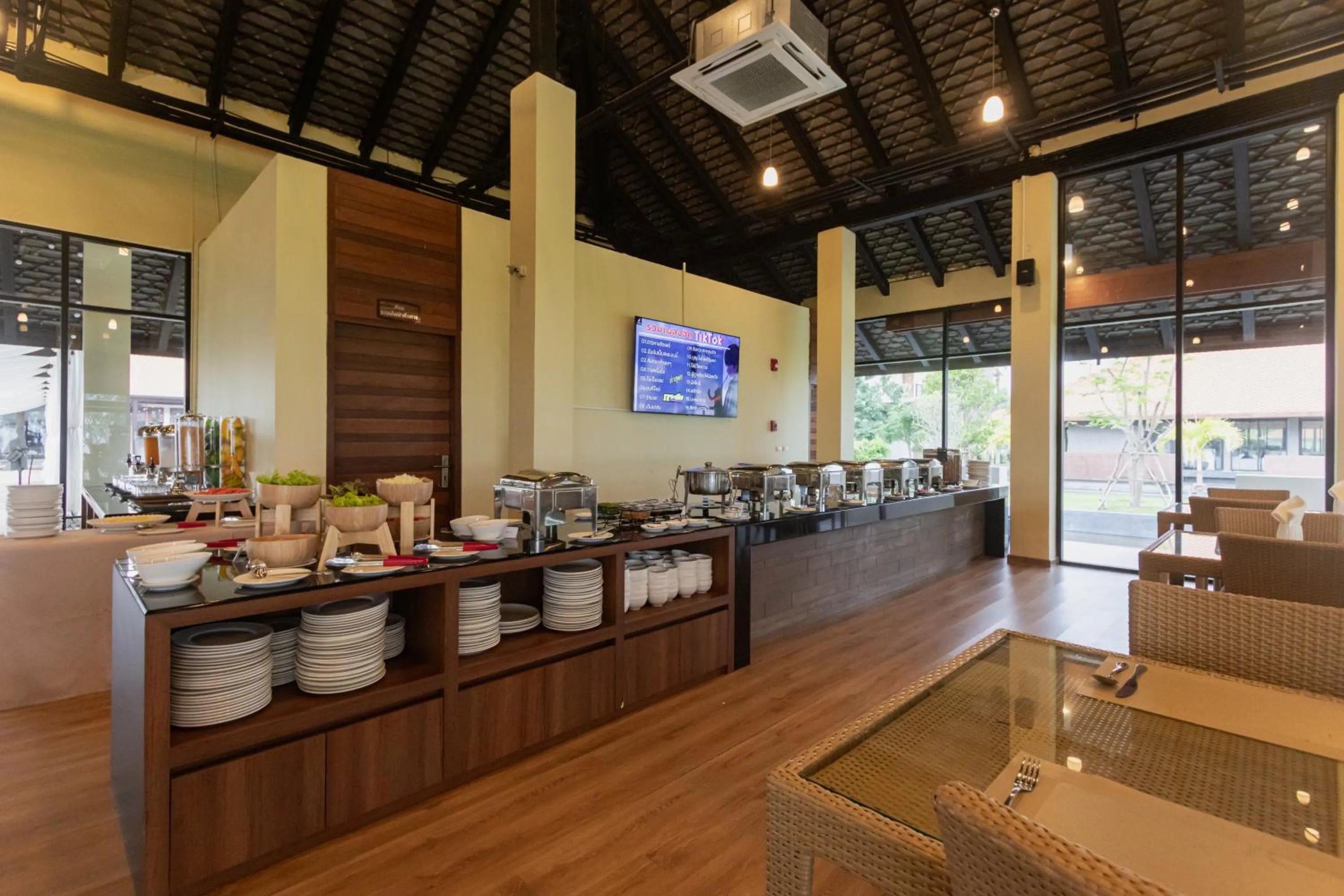 Breakfast in Sea Sand Sun Hua Hin by JC Kevin Hotel & Resort